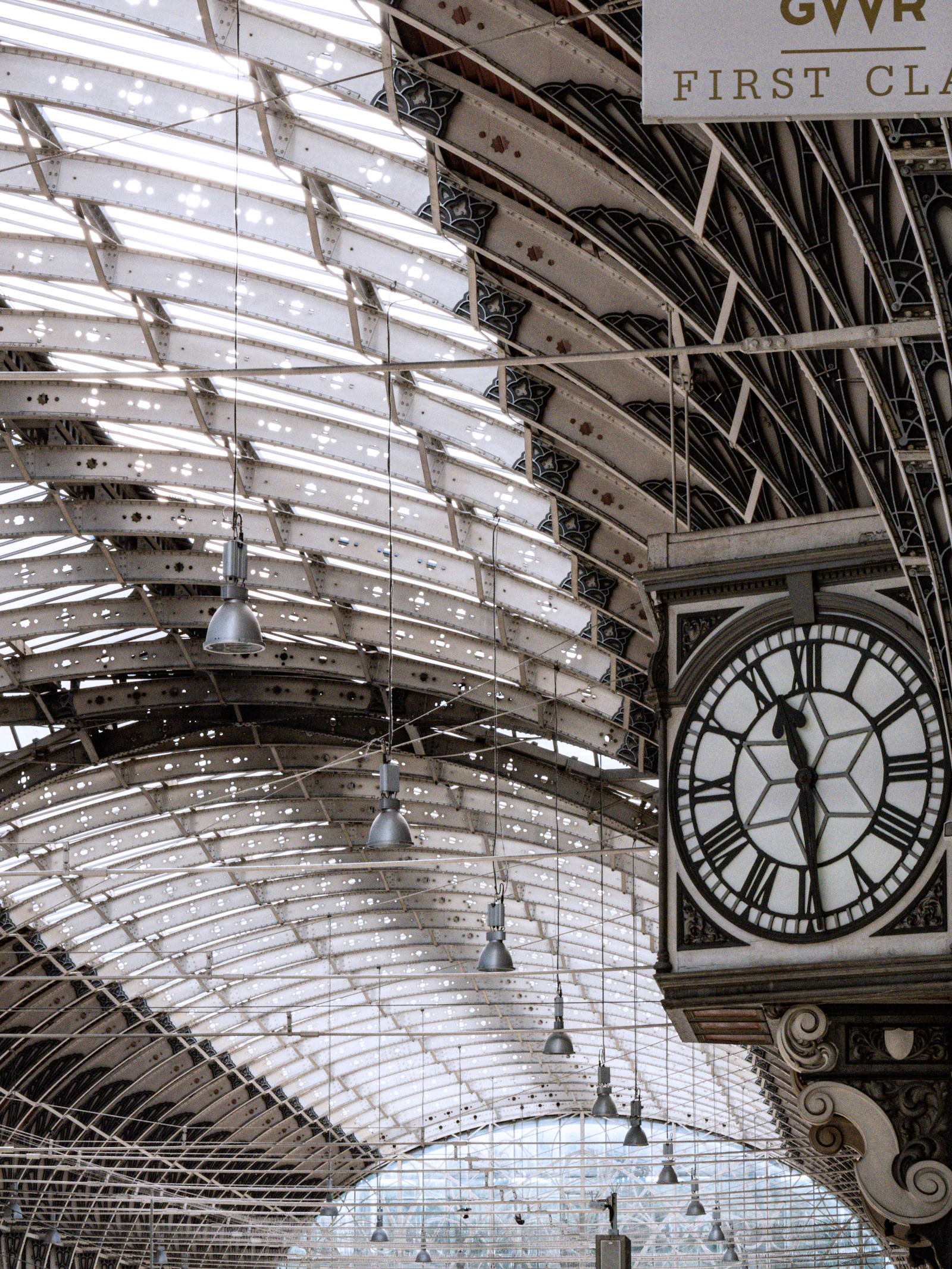 Louis Vuitton Turned Hong Kong's Landmark Into a Giant Train Station ...