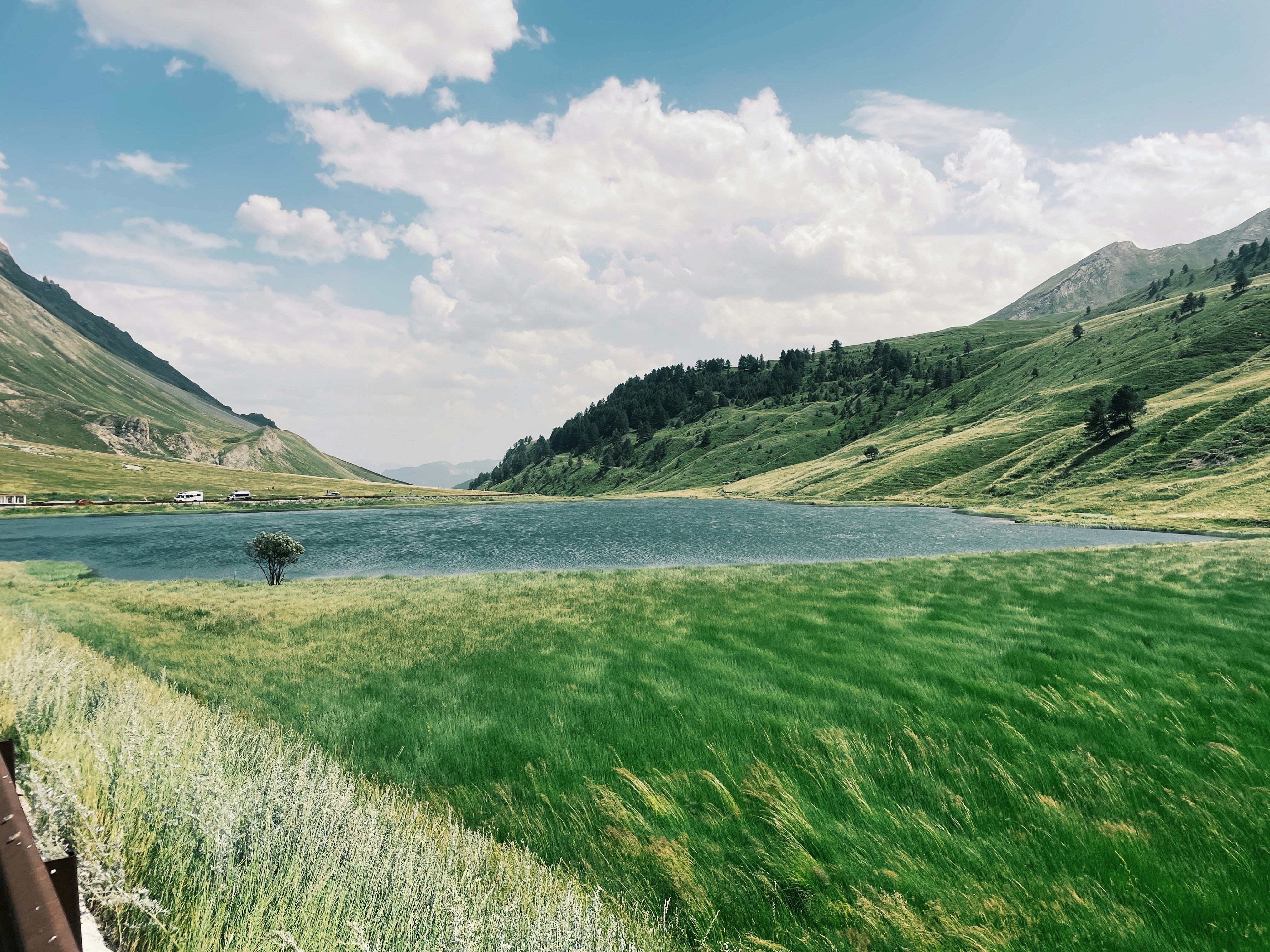 Photo by minimalsolutionstudio