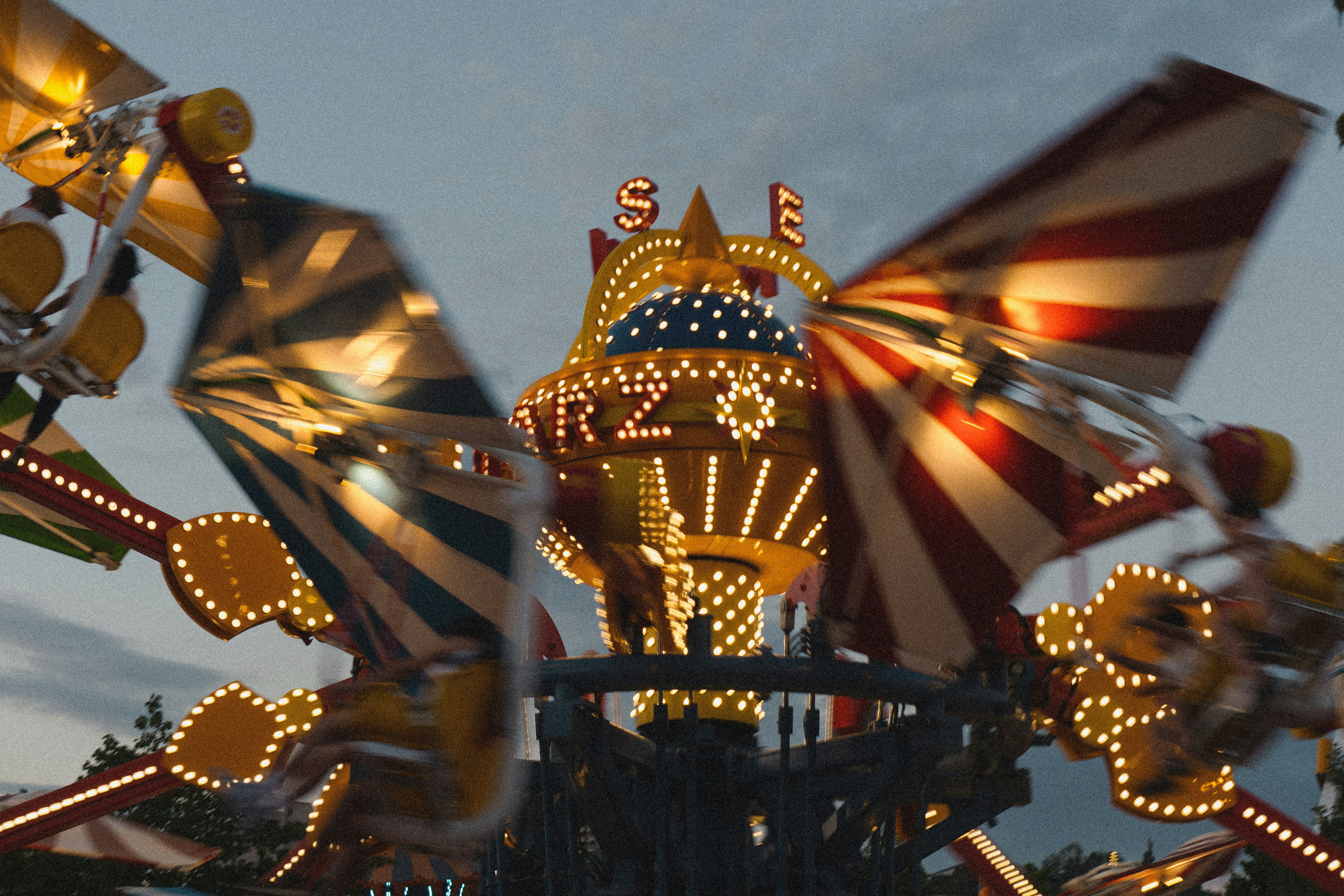 Photo by Dima Solomin