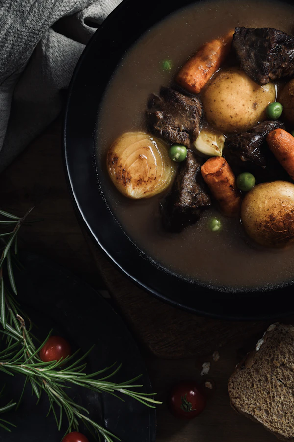Lapin aux oignons a Stifado - Recette cretoise
