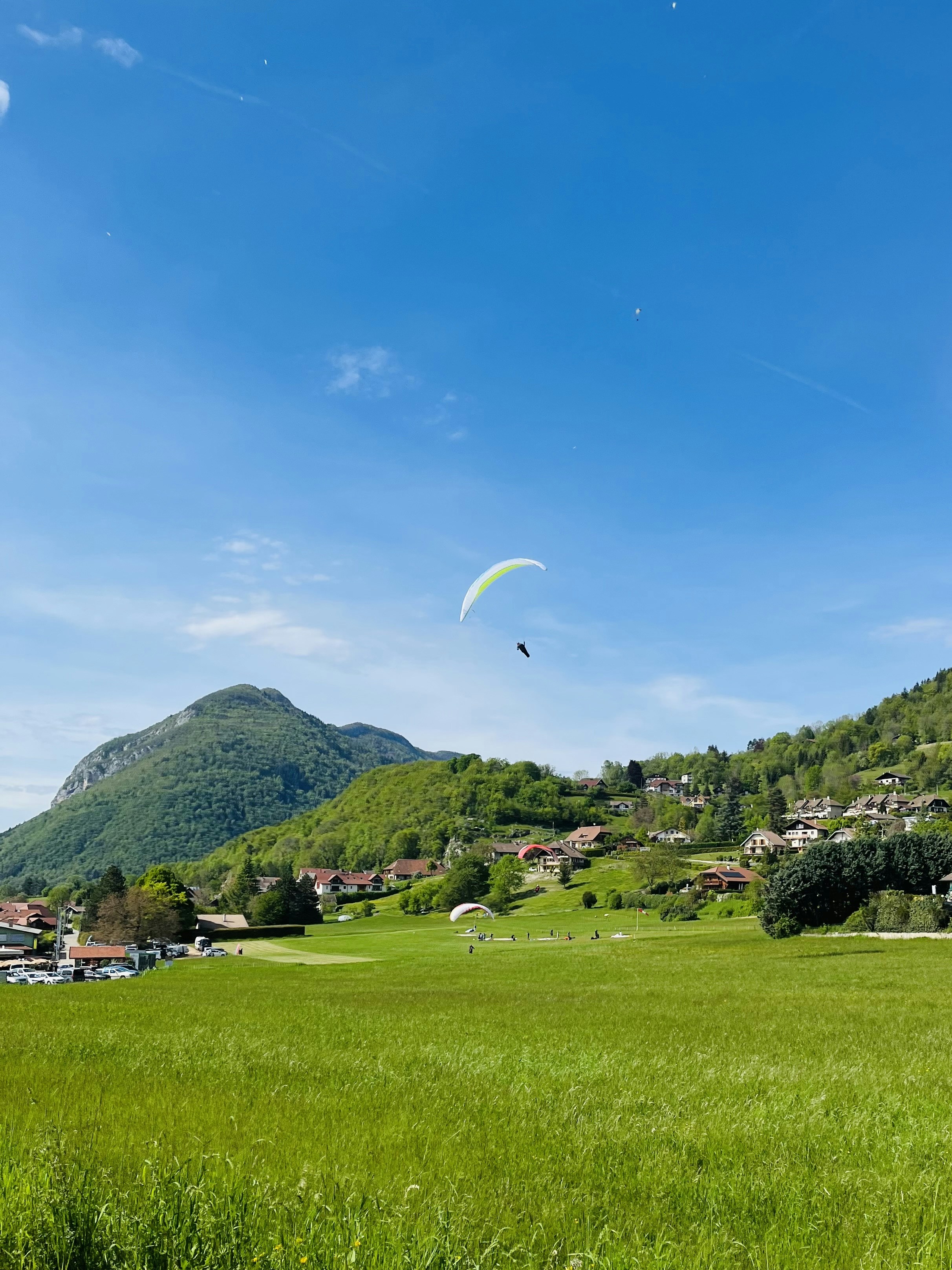 eco-friendly paragliding