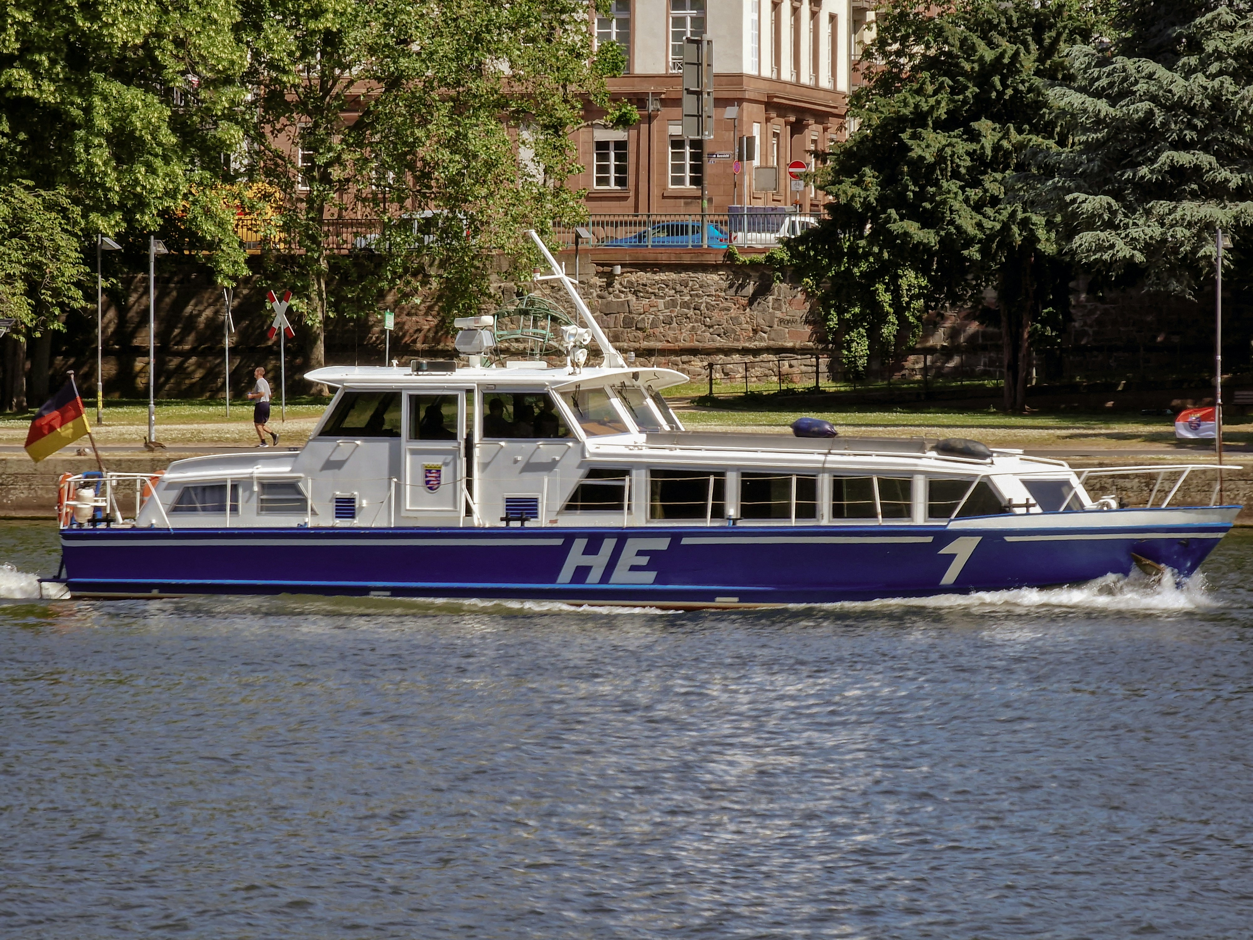 Photo by meshaal_hajali