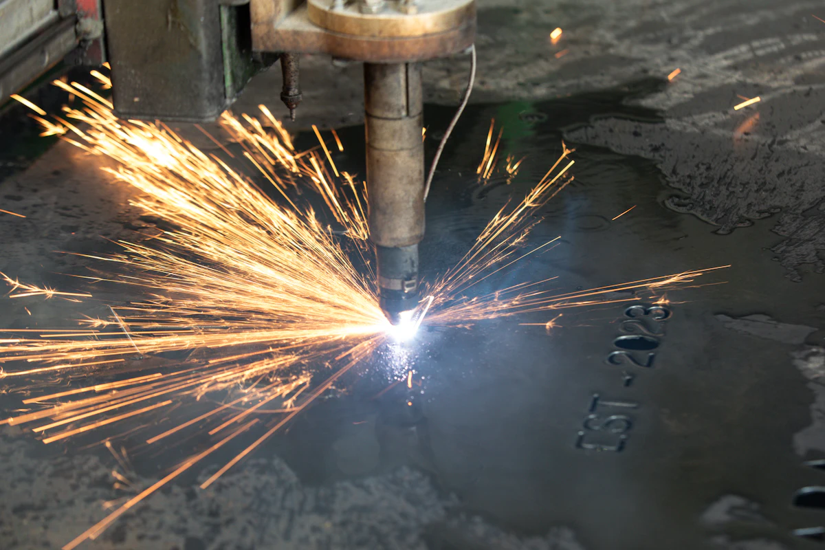 Cutting steel with sparks