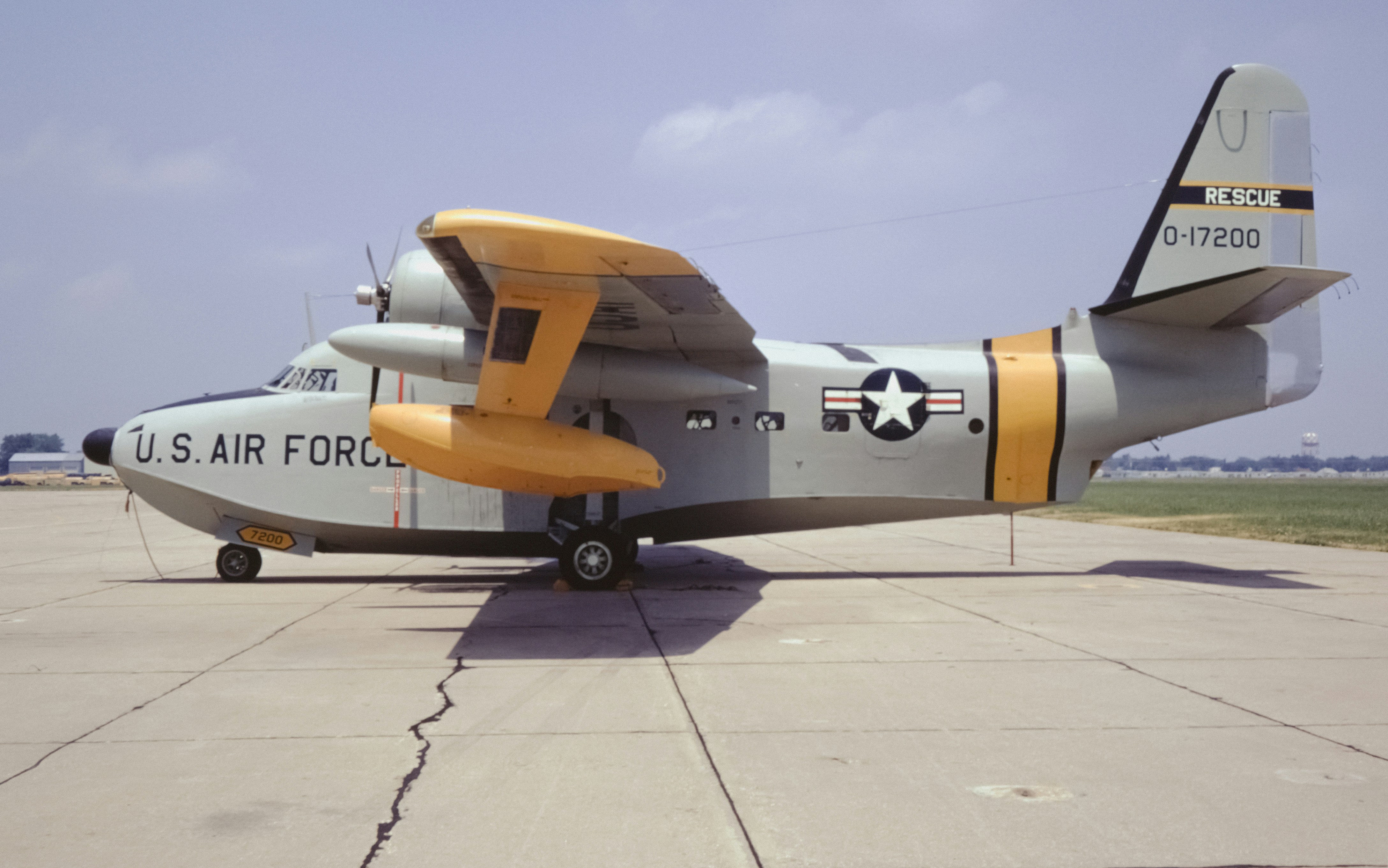a u s air force plane is parked on the tarmac, F_00009 51-7200 HU-16B CyberViewX v5.16.15Model Code=58F/W Version=1.16 https://www.flickr.com/photos/aahs_archives/40241250570/
