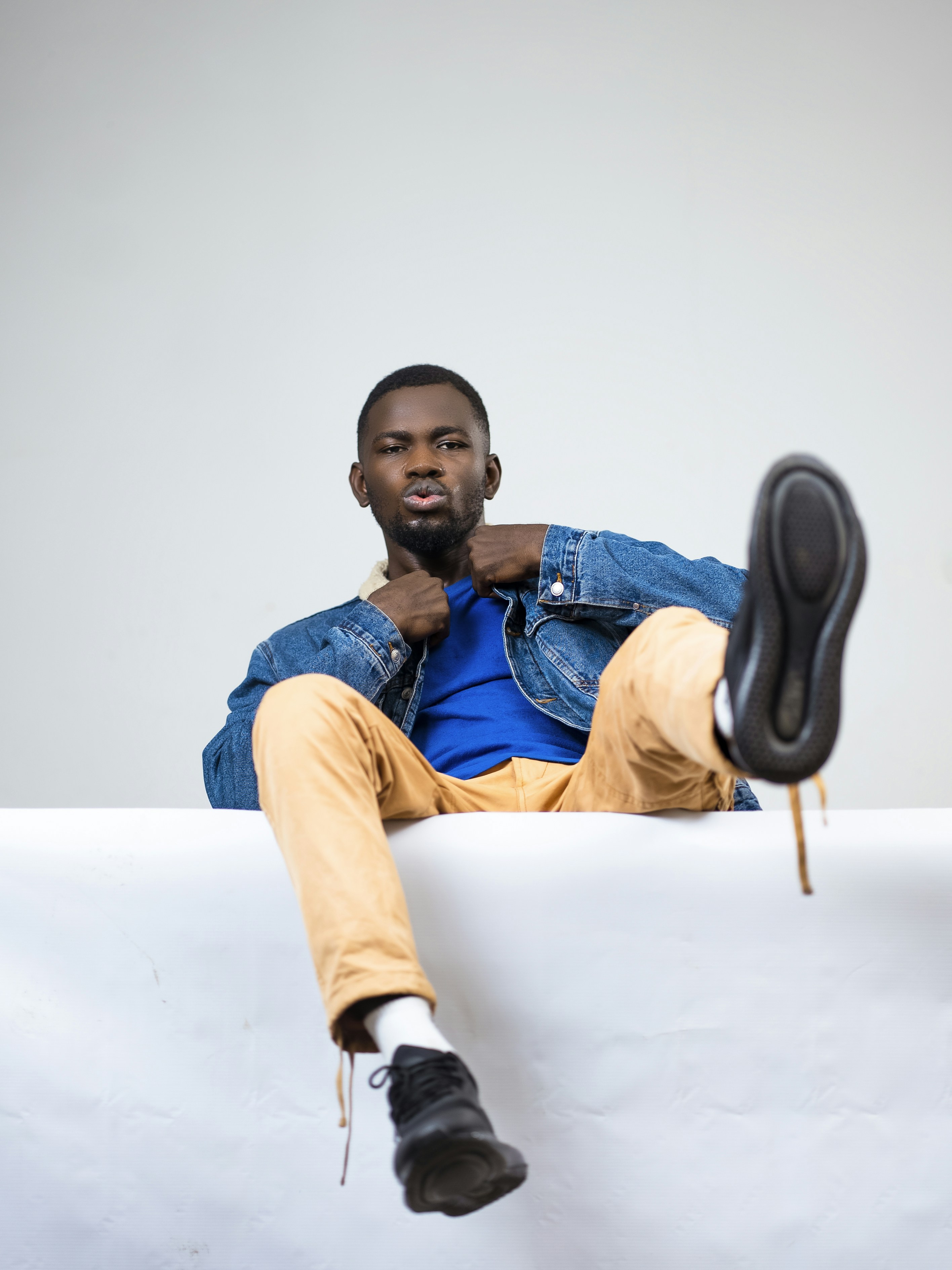 5 Casual Looks That Make You Look Taller