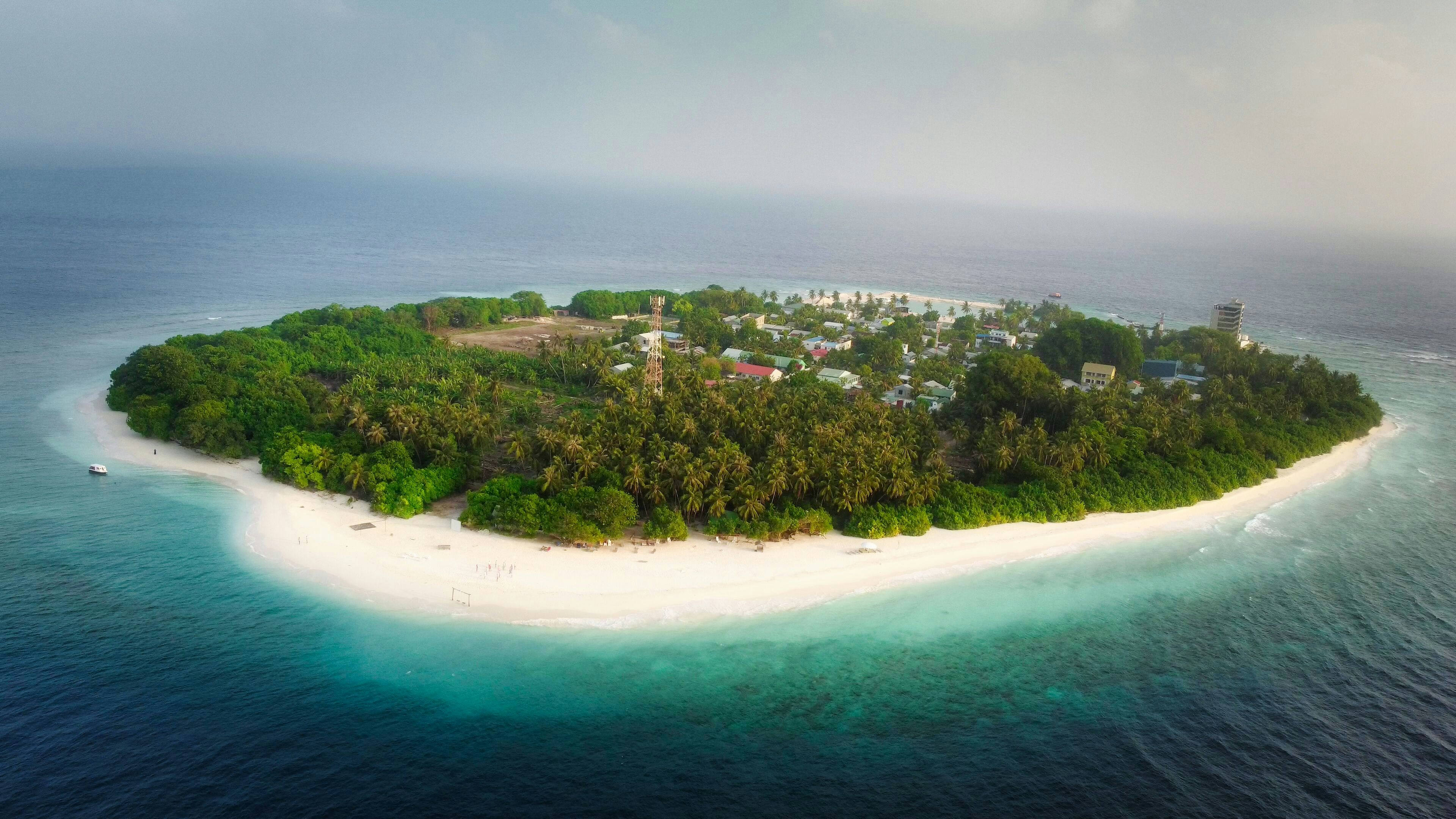 Photo by raimondklavins