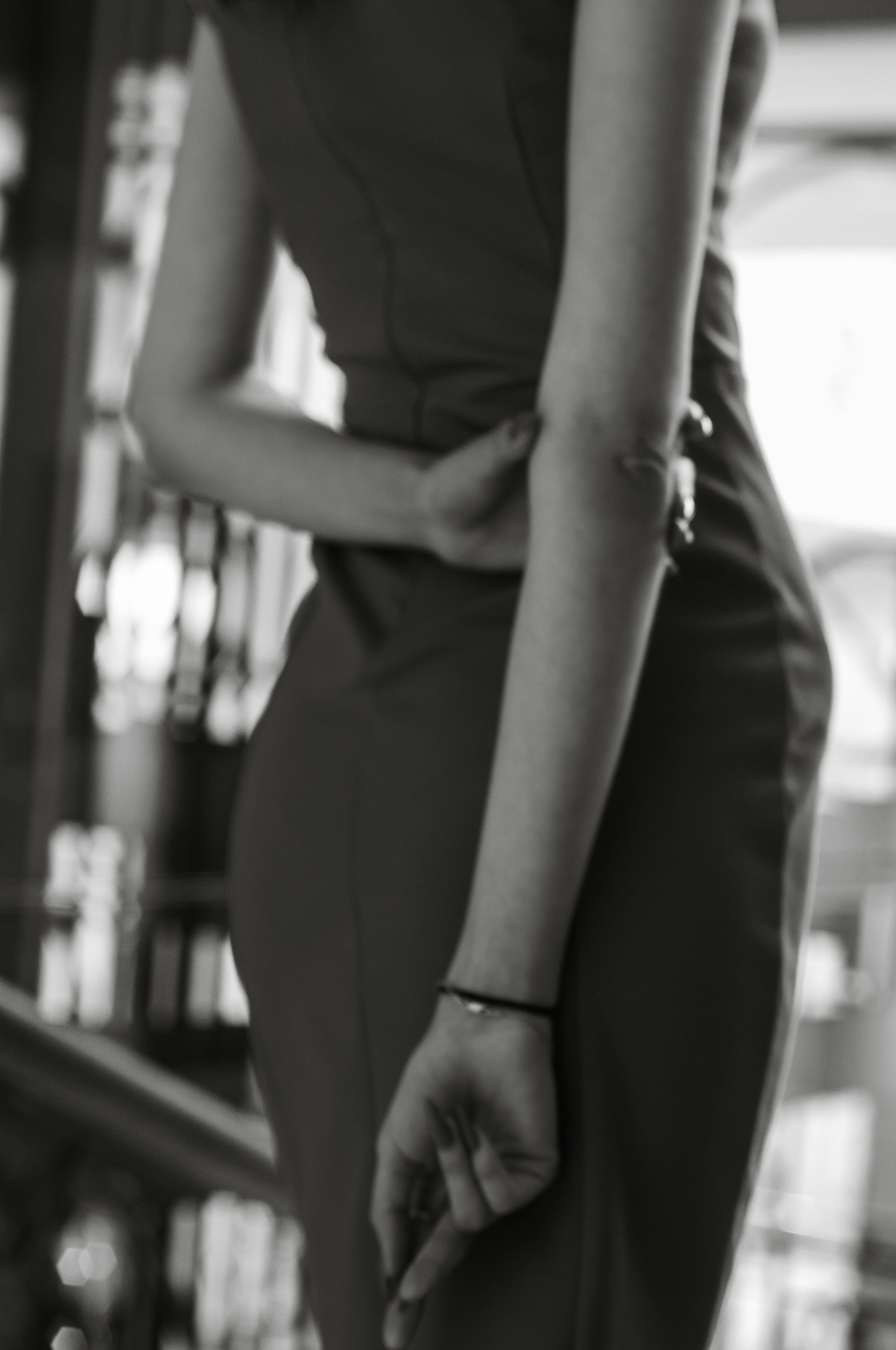 black and white bed linen