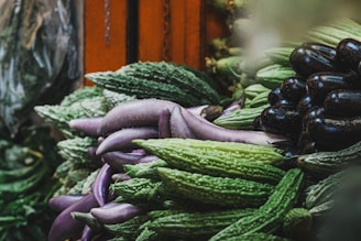 a pile of vegetables sitting next to each other