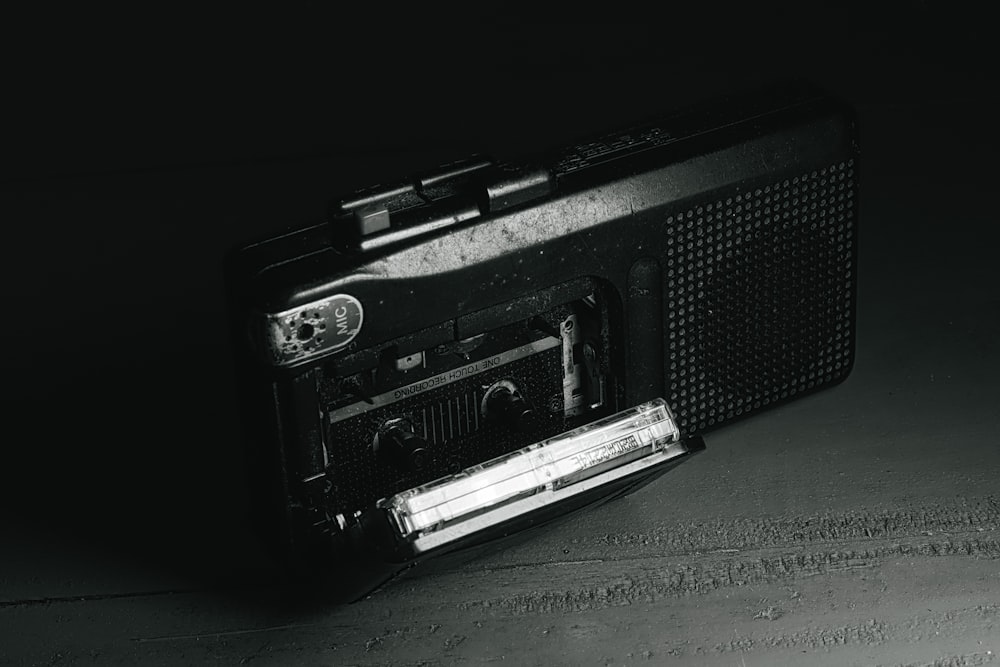 a black and white photo of an old radio