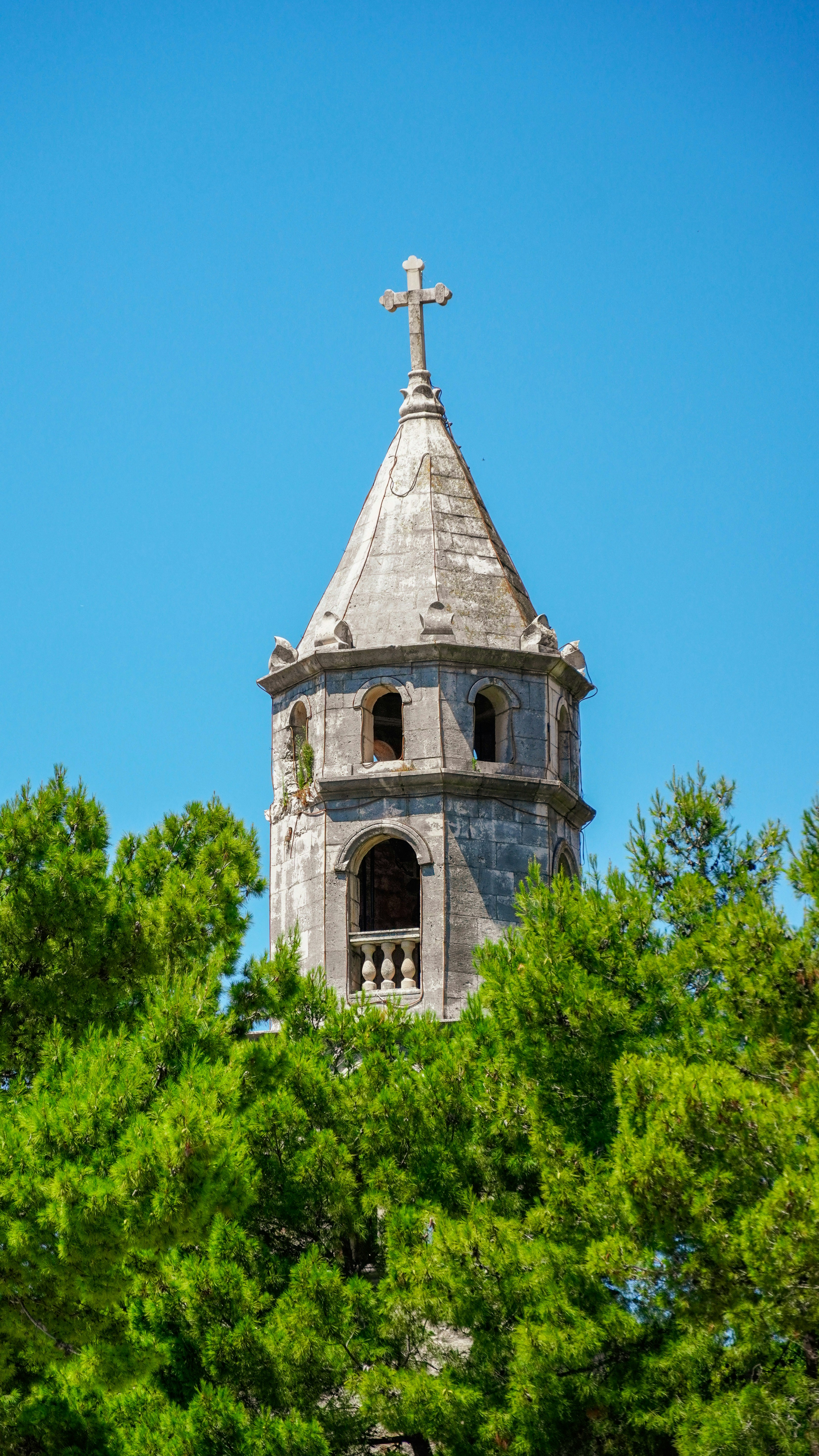 Photo by adrianvalverdem