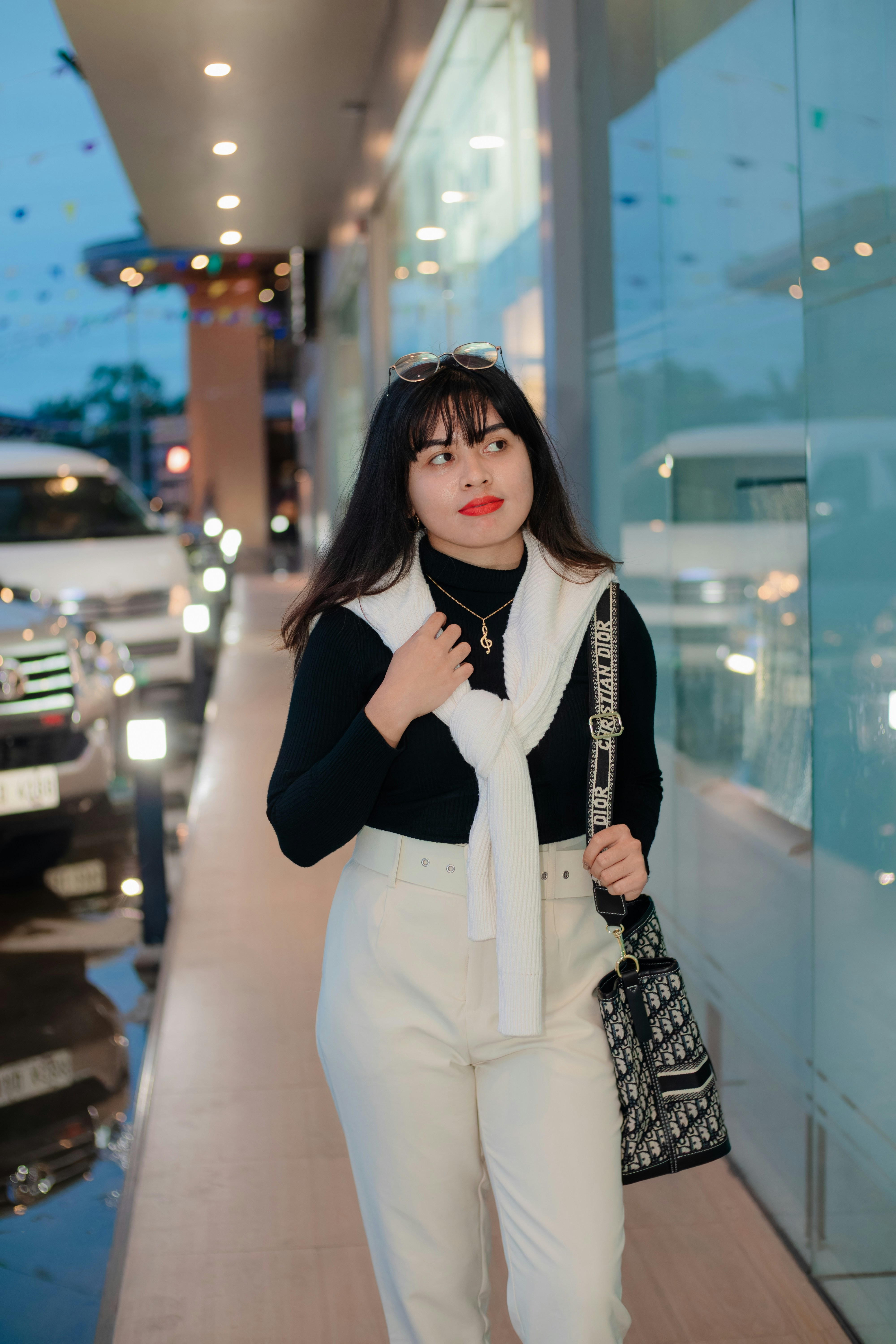 Effortless baggy trousers