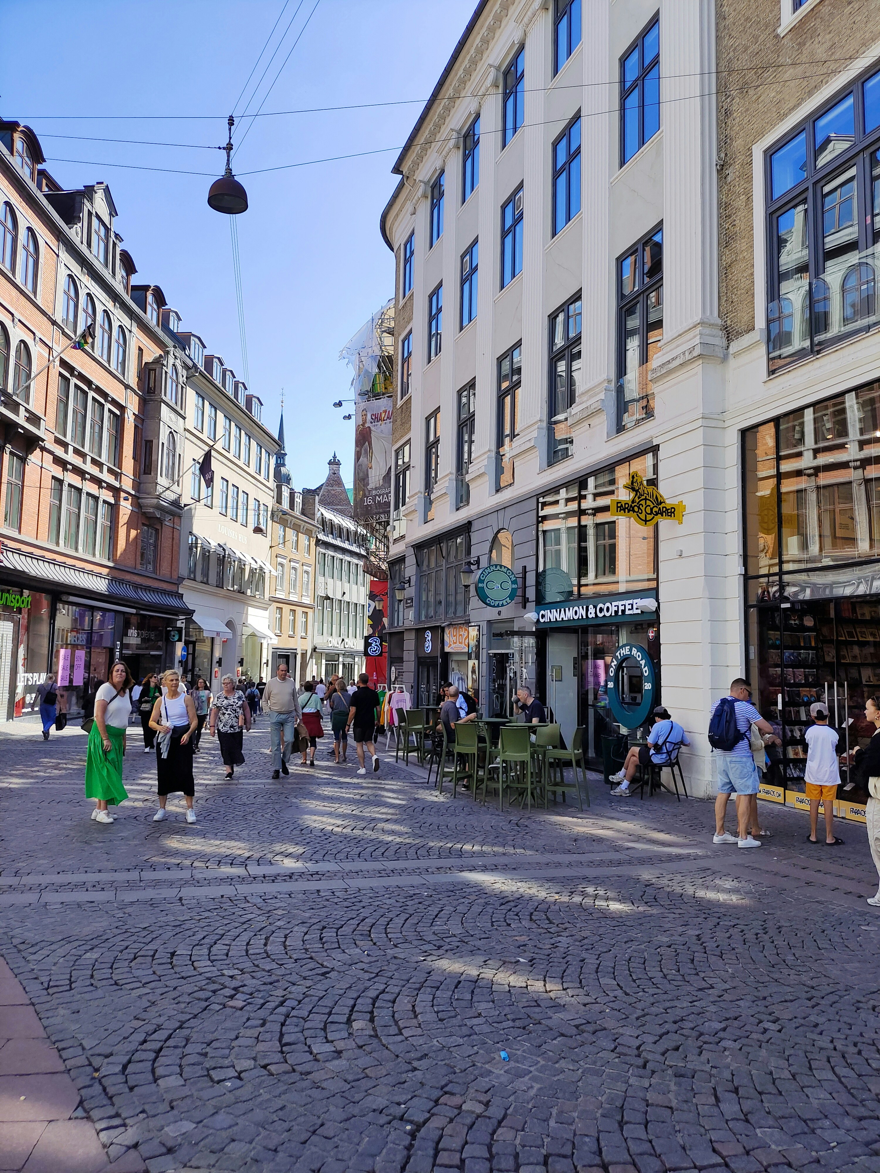 Photo by joshimilestoner