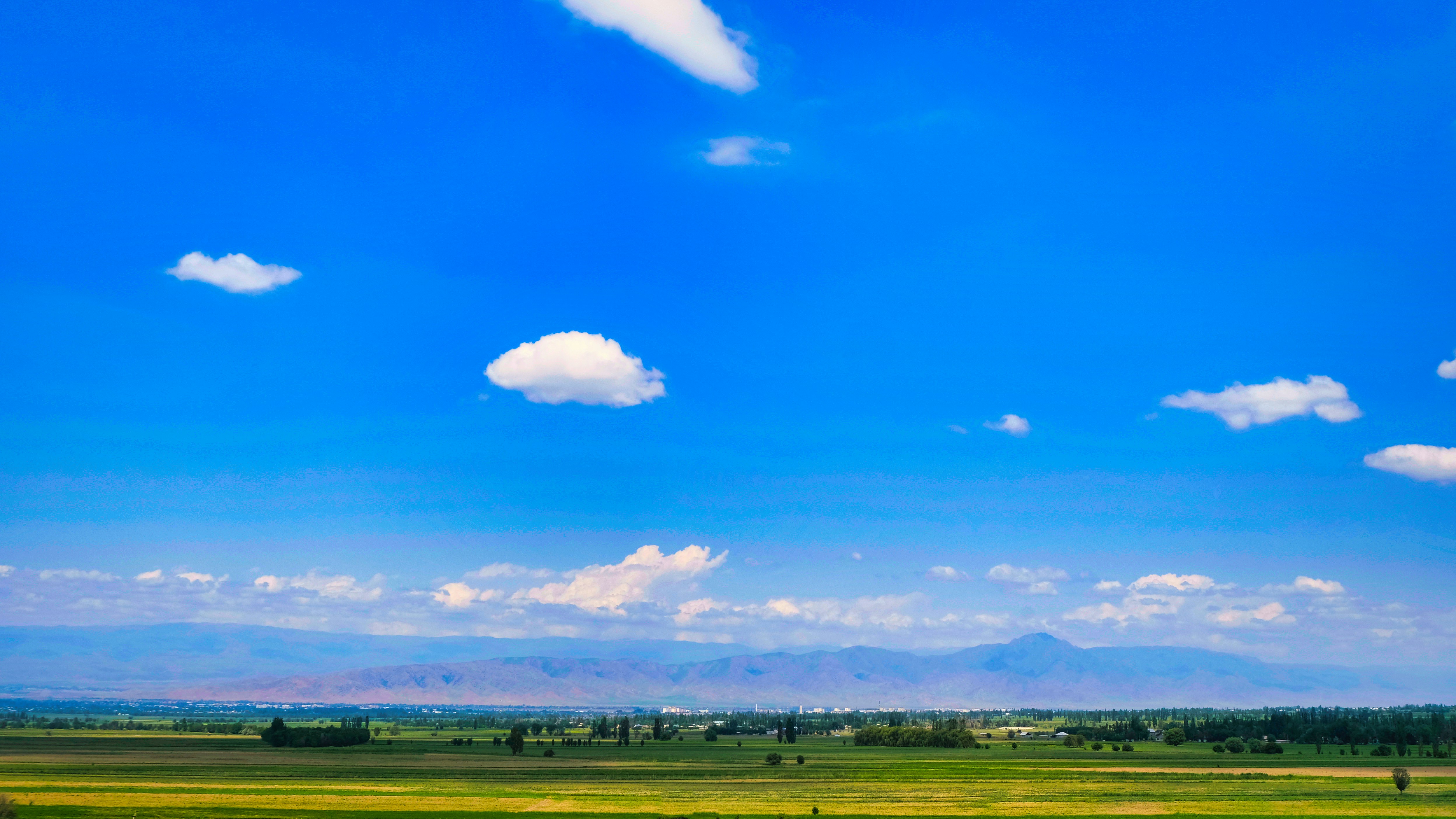 Photo by etienneflorent