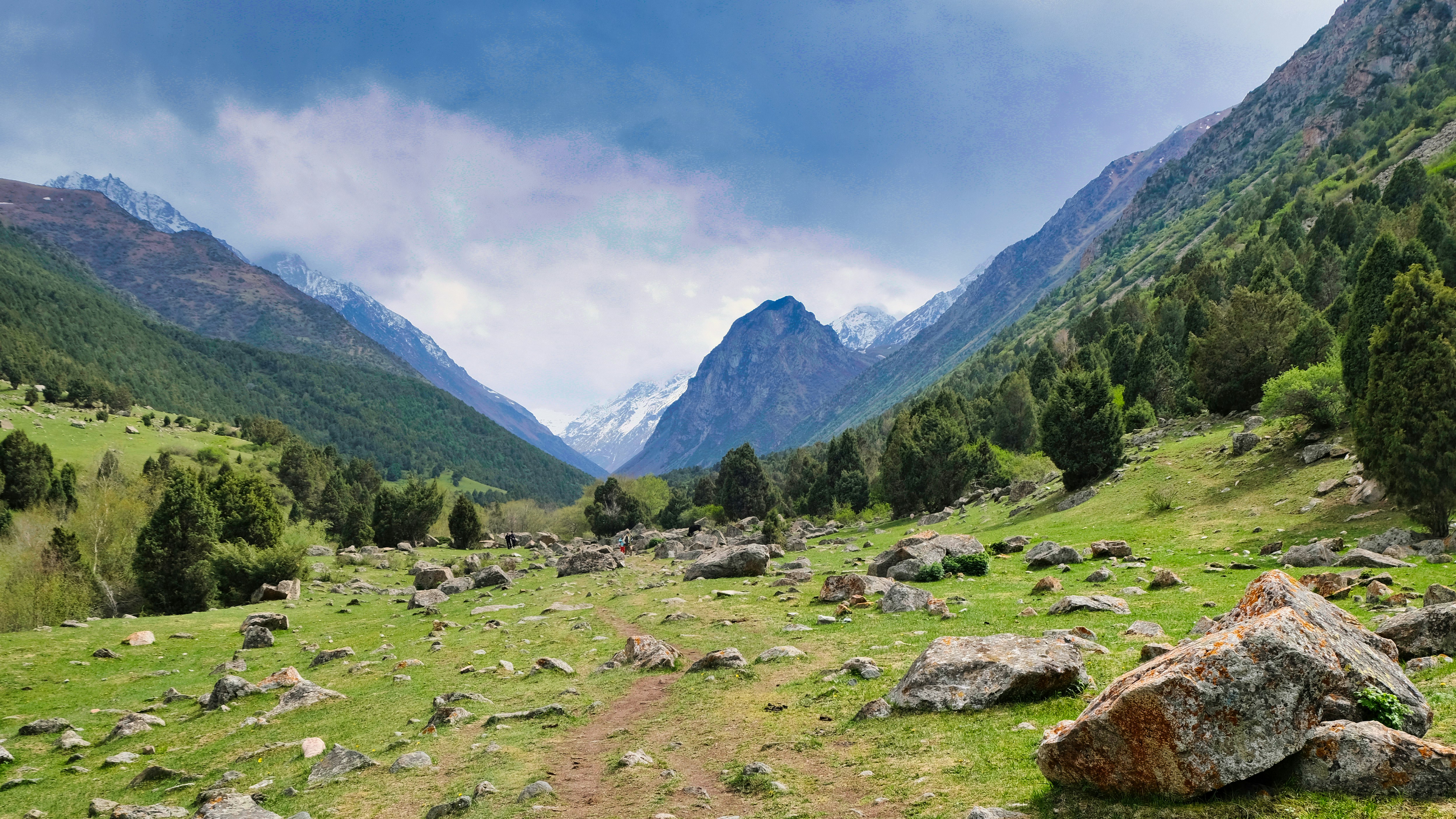 Photo by etienneflorent