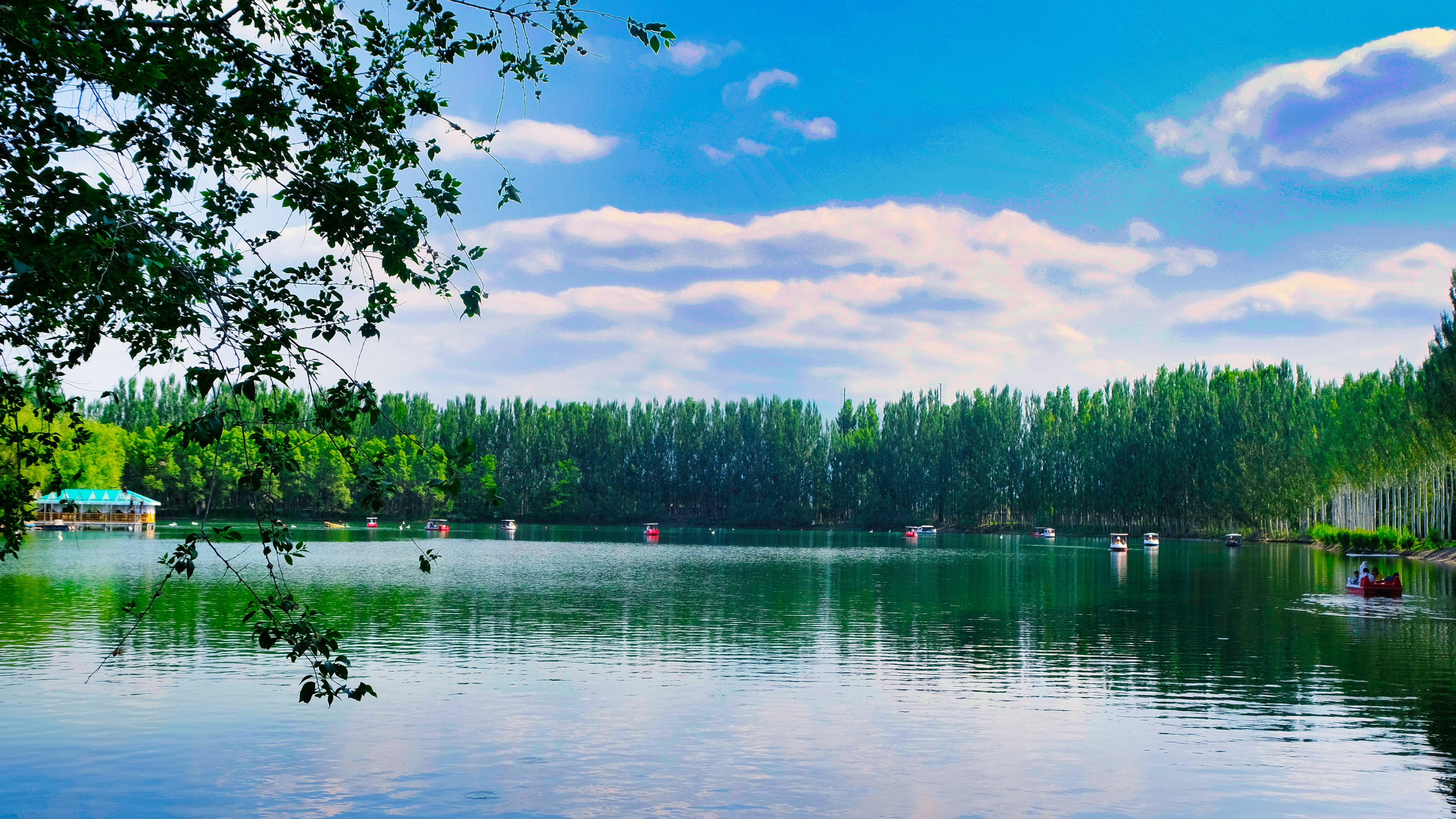 Photo by etienneflorent