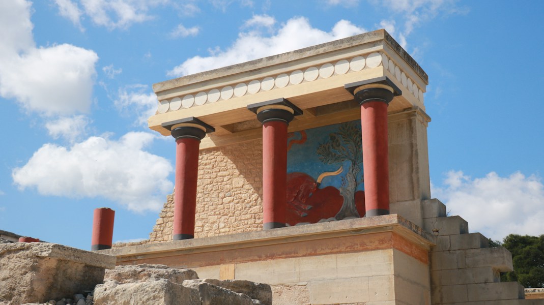 Knossos: The Palace of the Minotaur on Crete