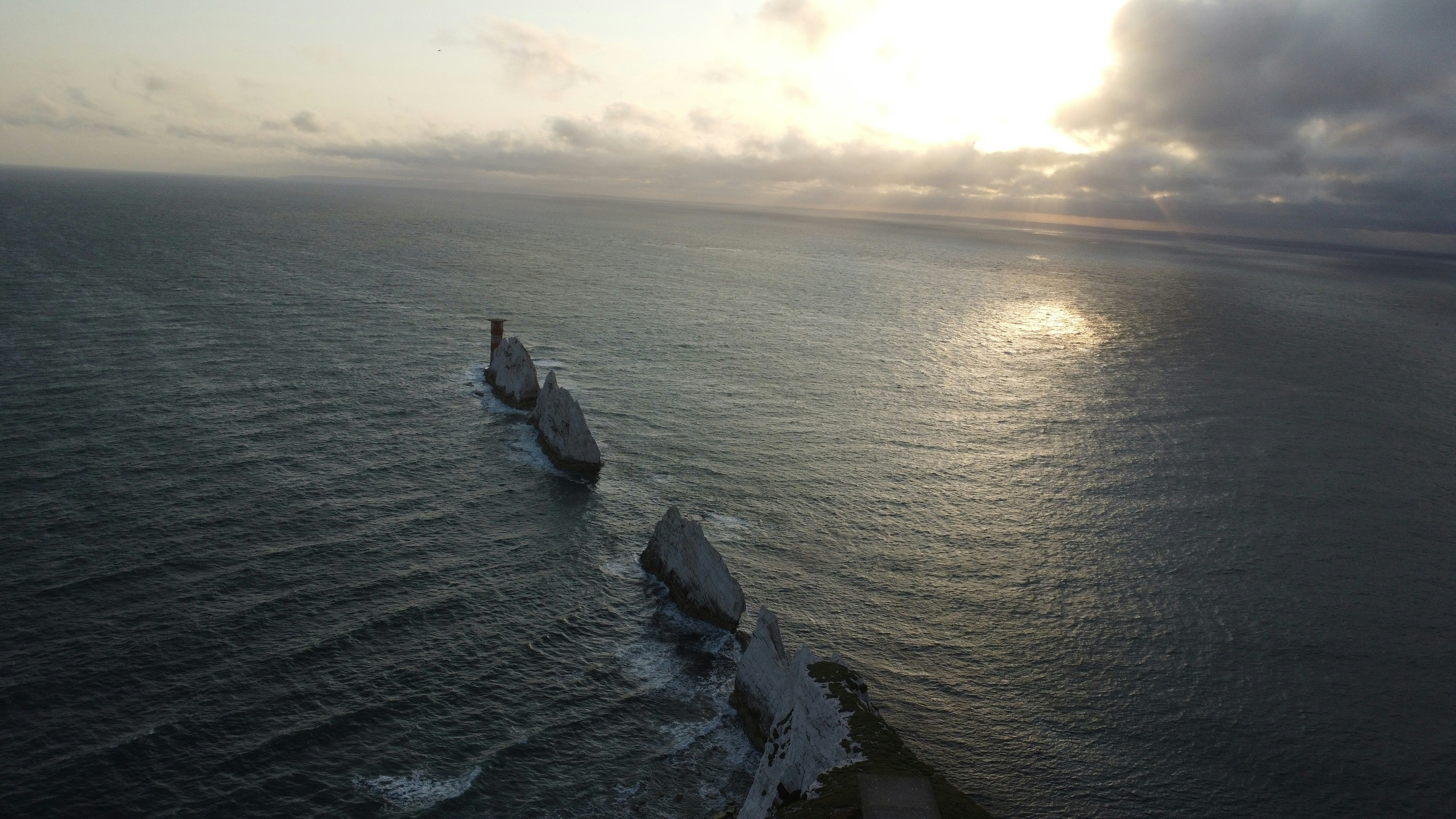 Sailors Endure Harrowing Conditions in Closed Strait of Hormuz Amid Rising Tensions