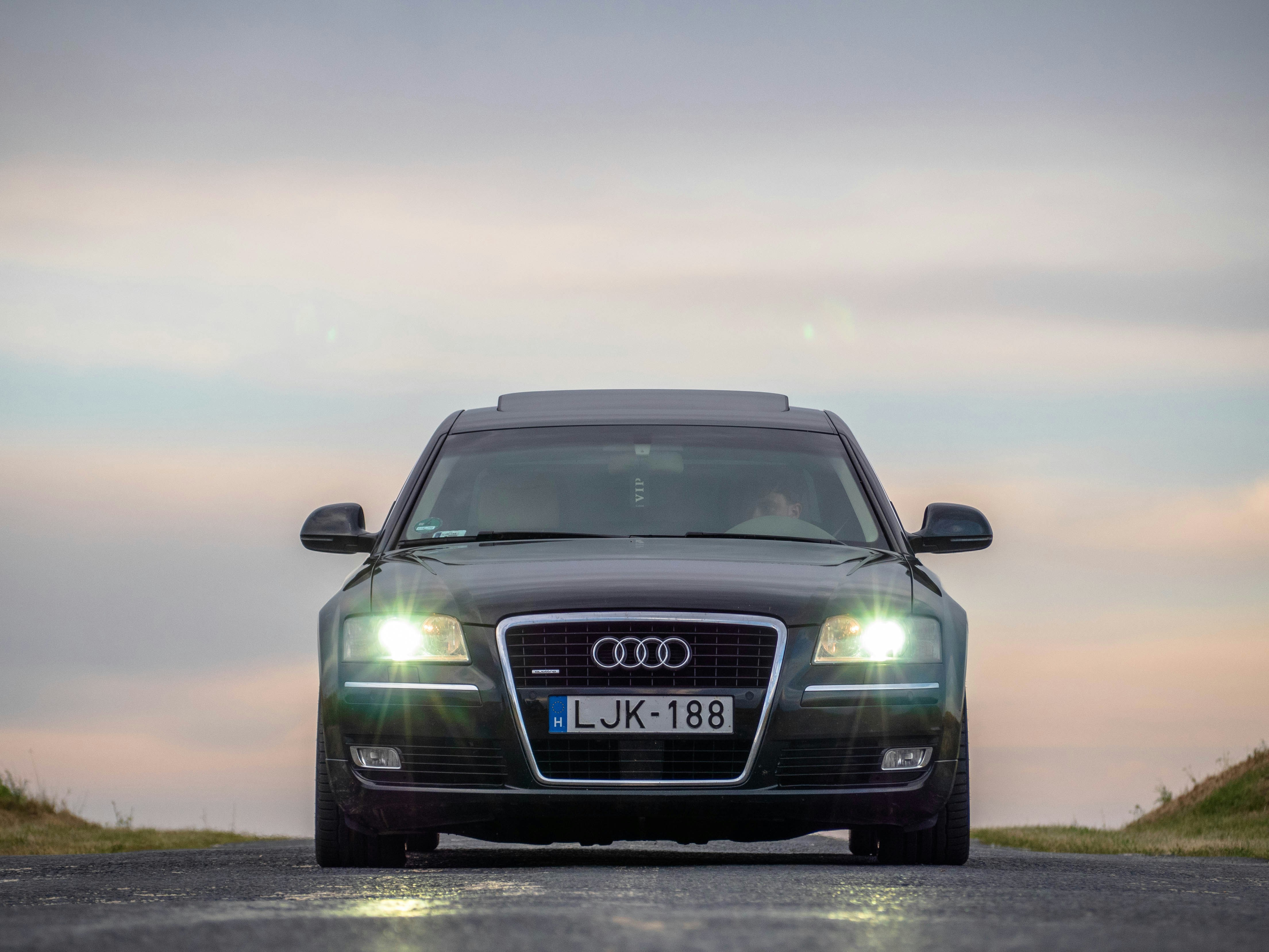 Audi sedán negro foto – Imagen de Coche gratuita en Unsplash, image size:3000x2250