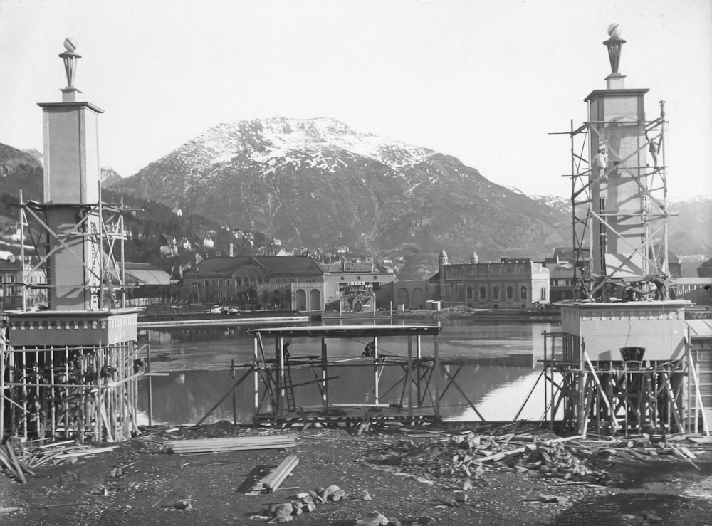 a black and white photo of a construction site