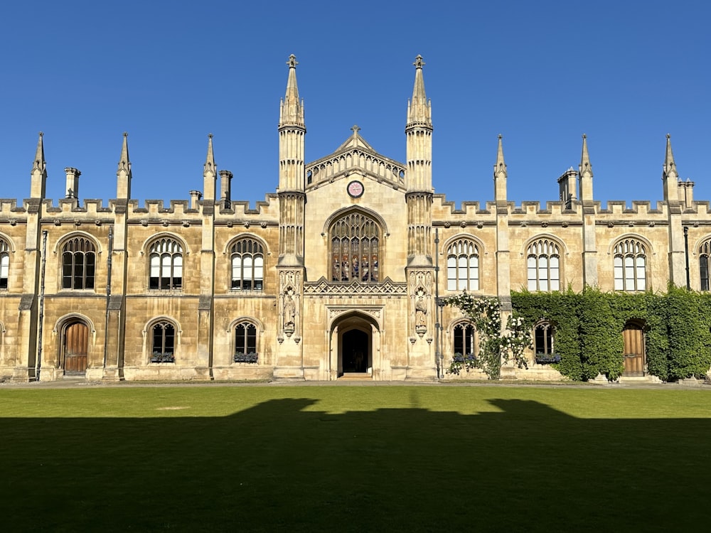 a large building with a clock on the front of it