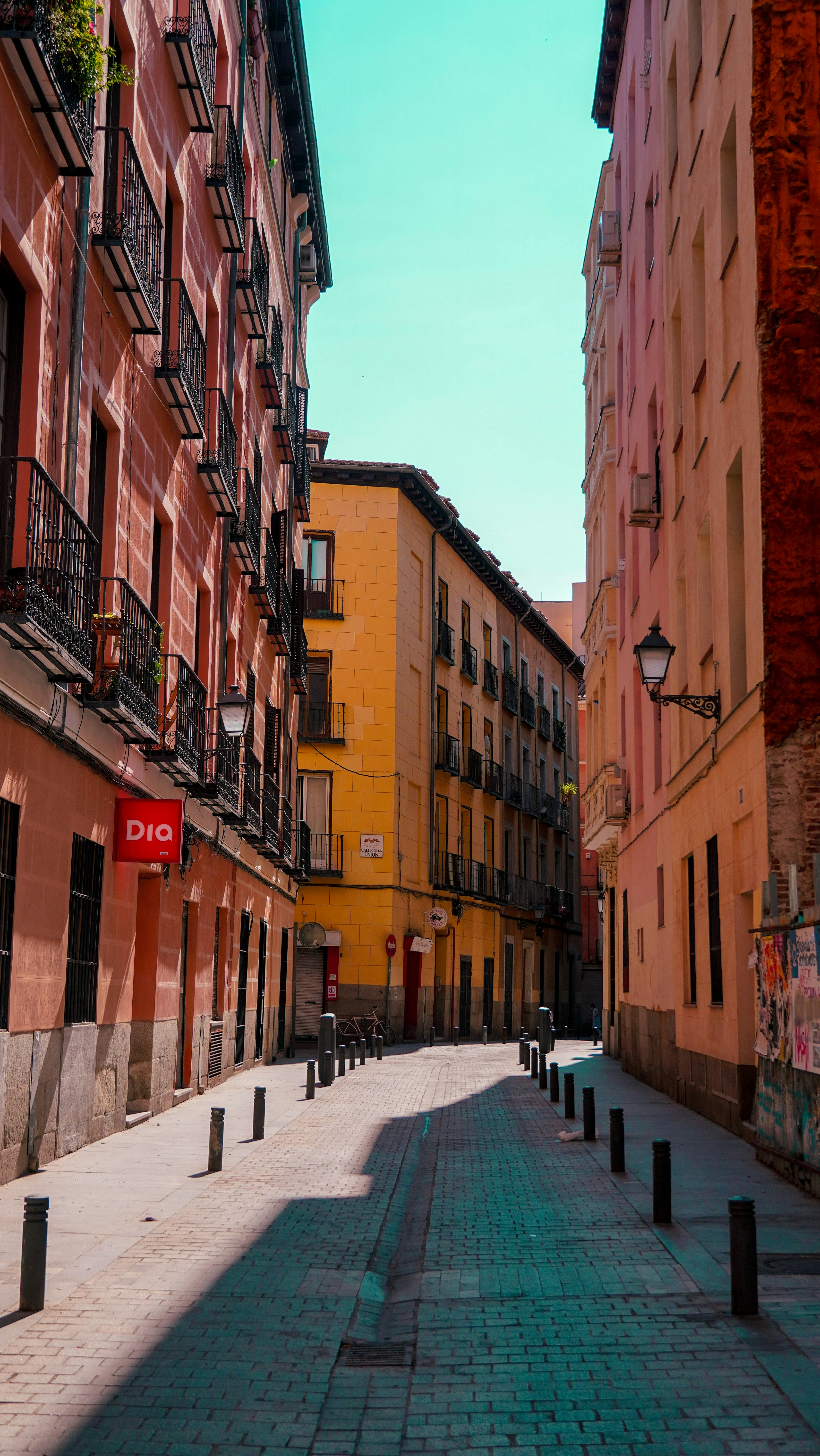 Photo by adrianvalverdem