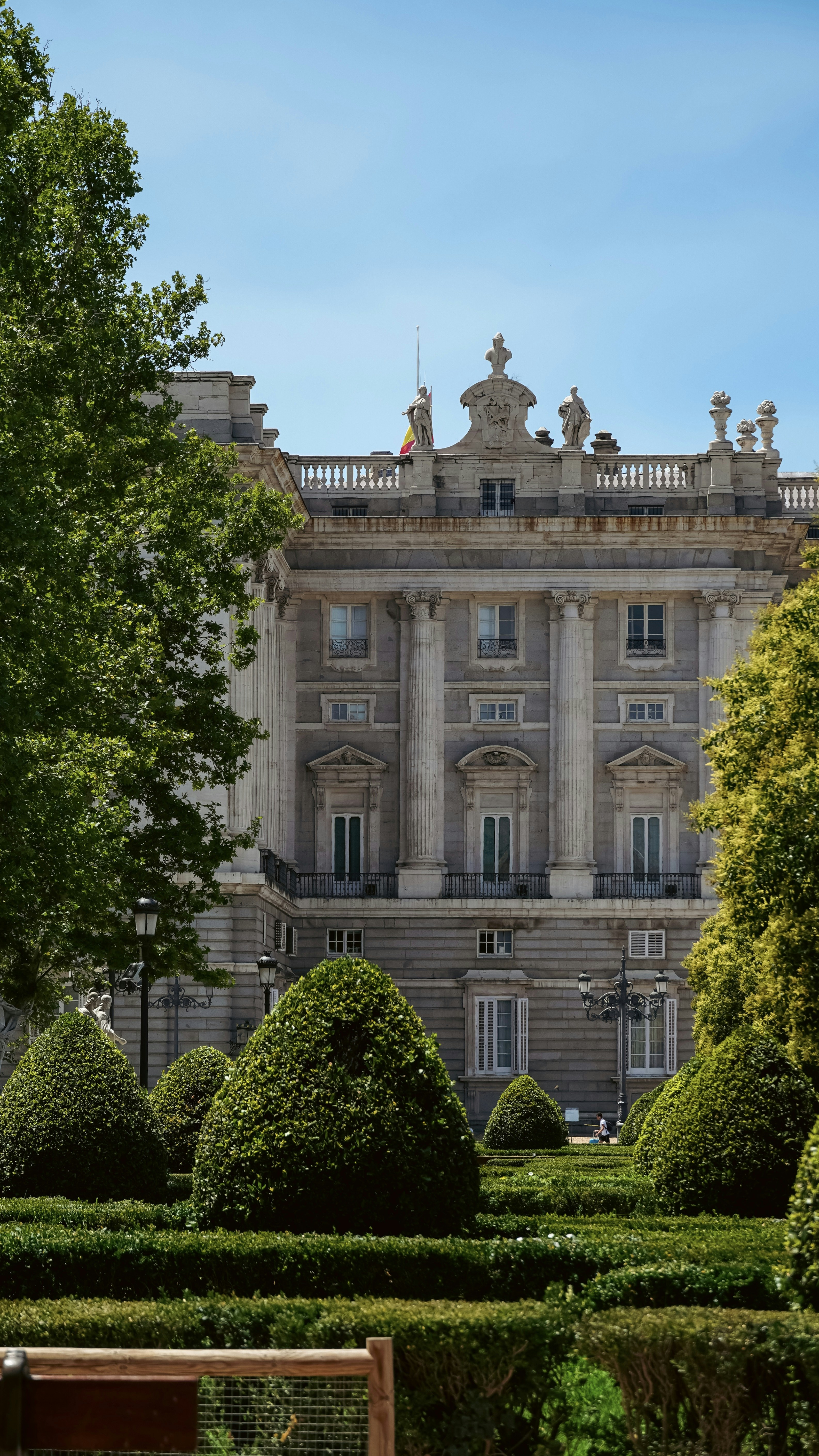 Photo by adrianvalverdem