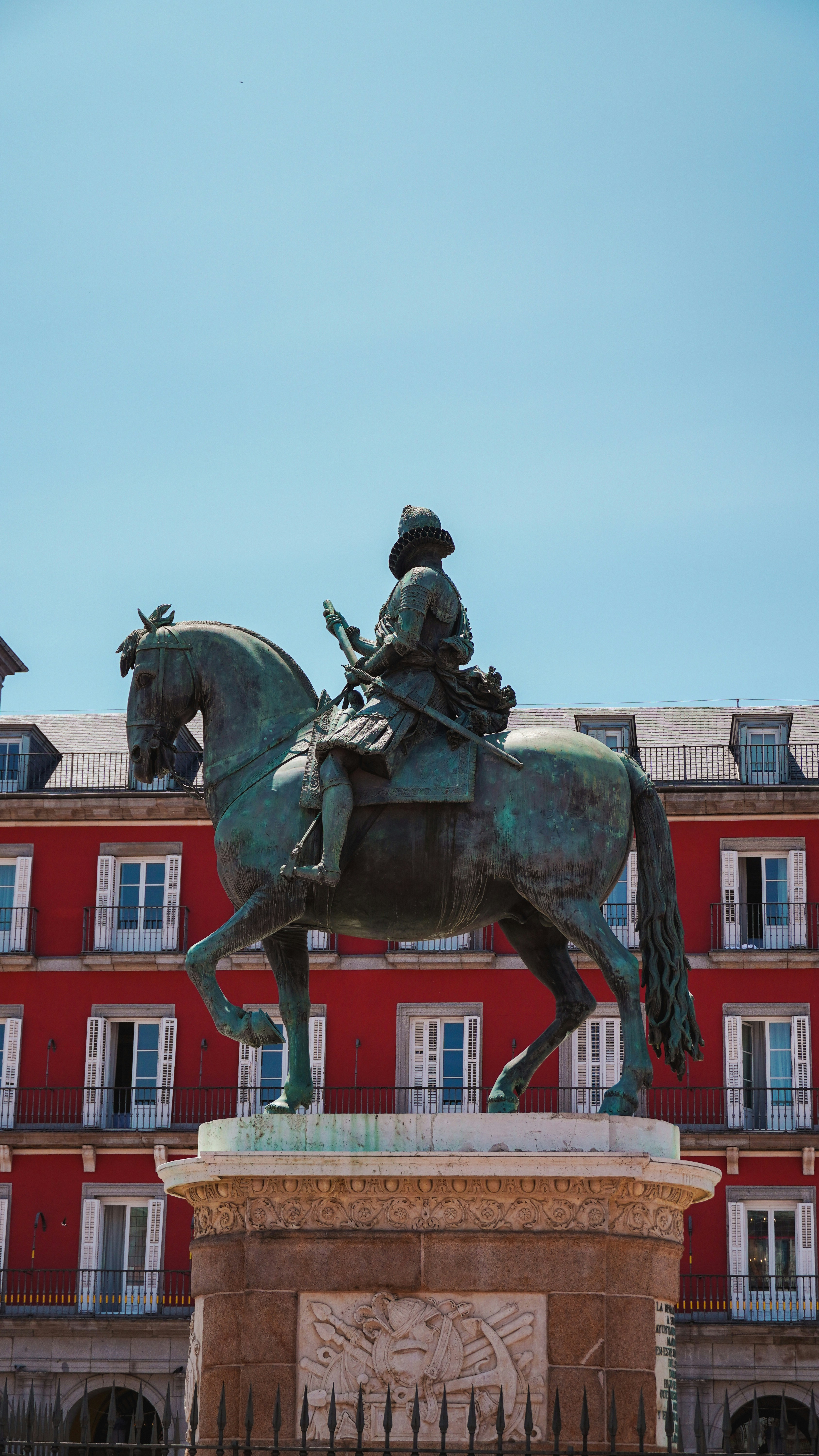 Photo by adrianvalverdem