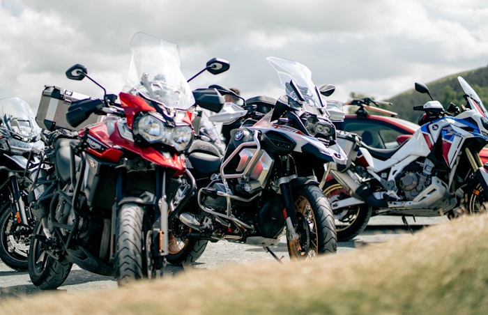 オフロードカテゴリーのモーターサイクル