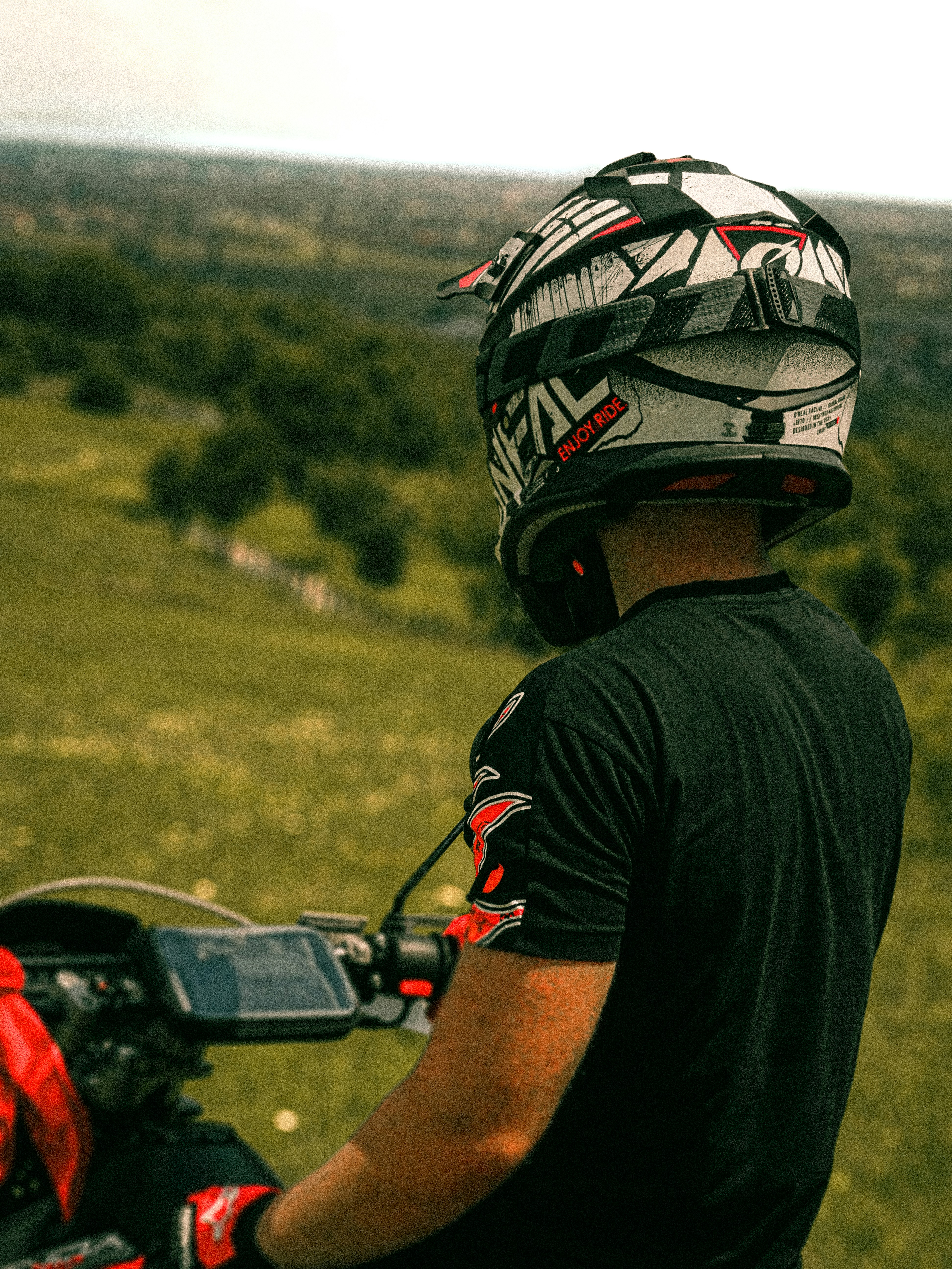 Photo by eliamassignan