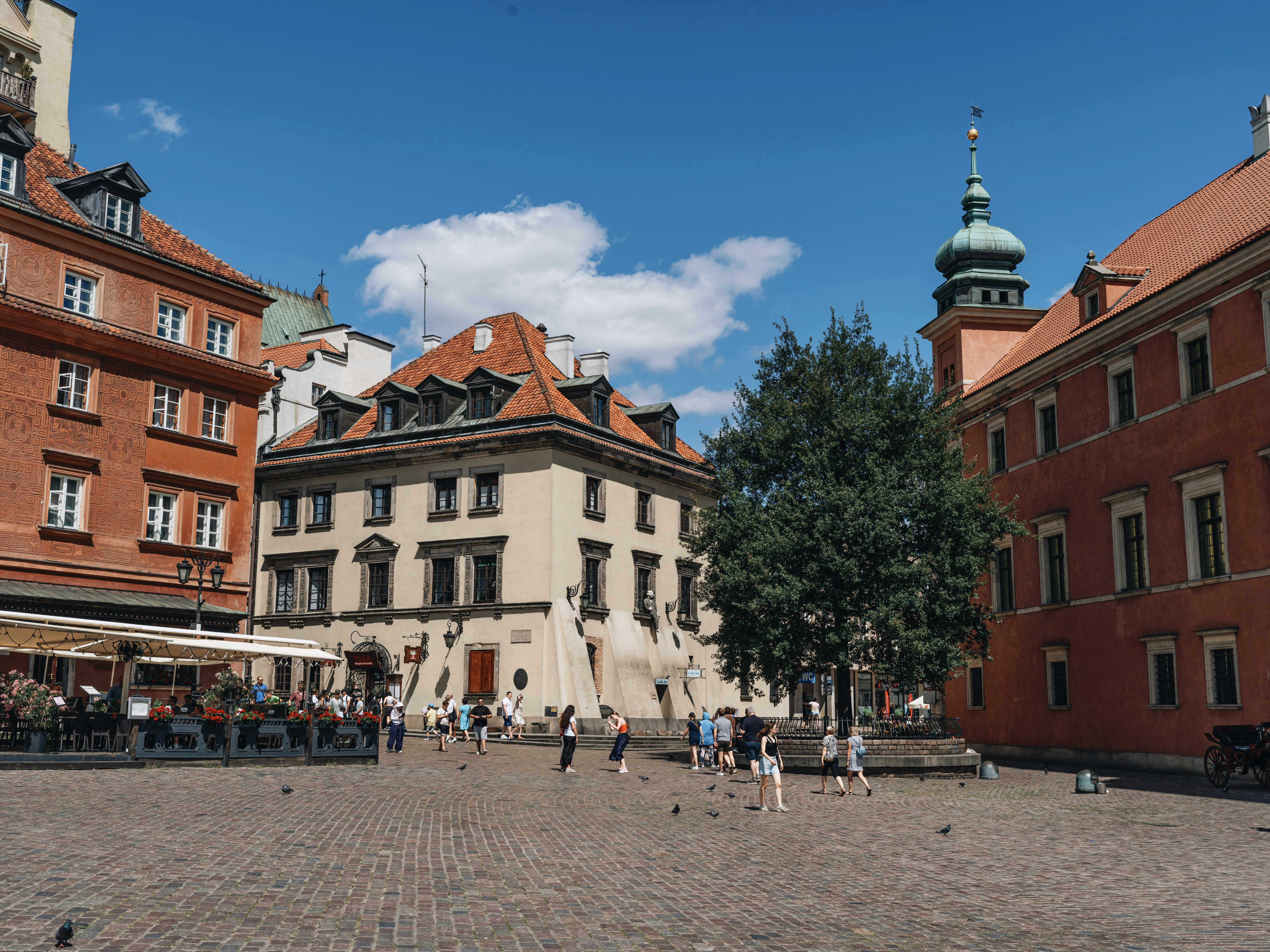 Photo by egorkomarov