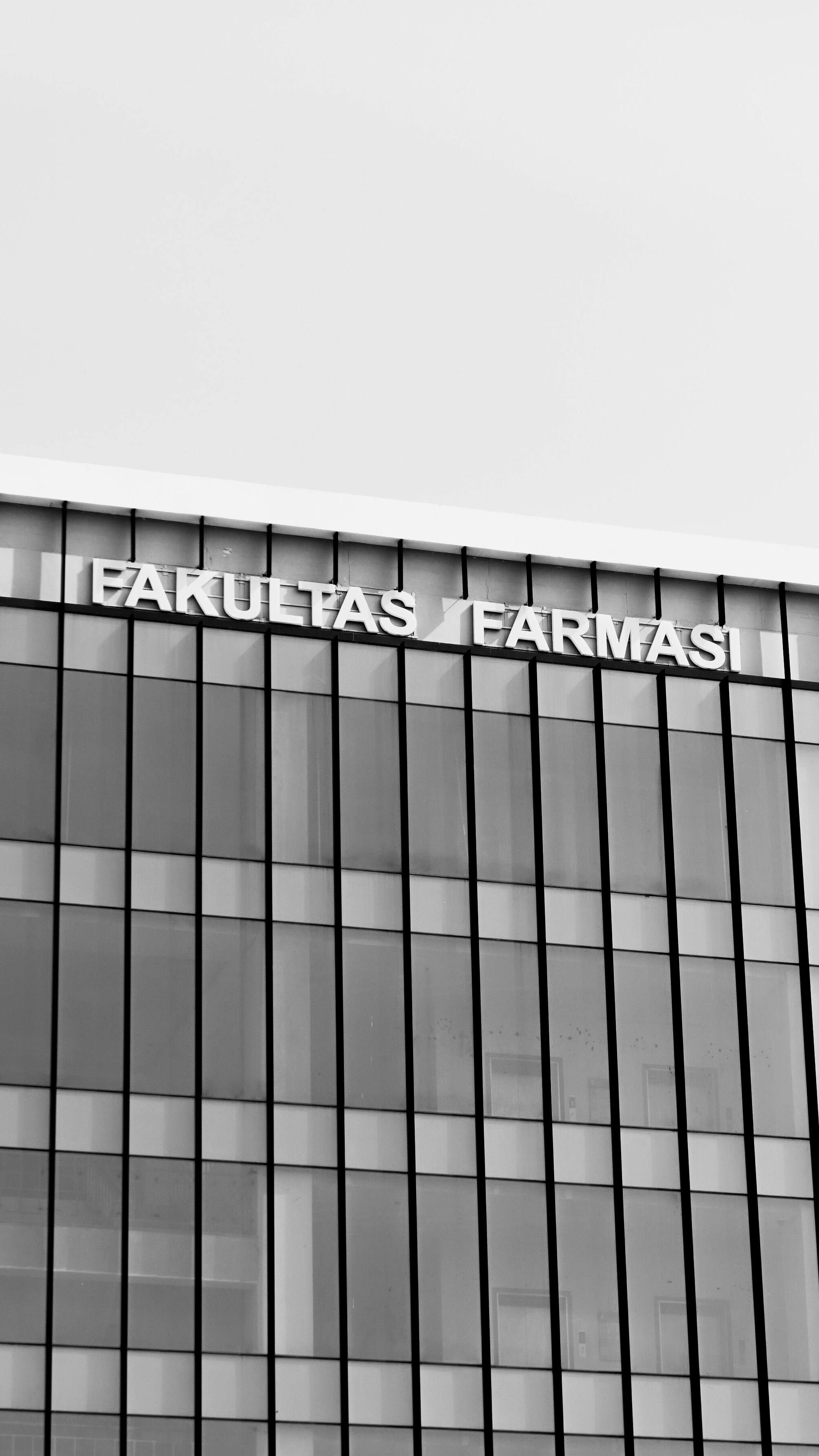 Guru Nanak Institute of Pharmaceutical Science and Technology, Sodepur: A Comprehensive Guide