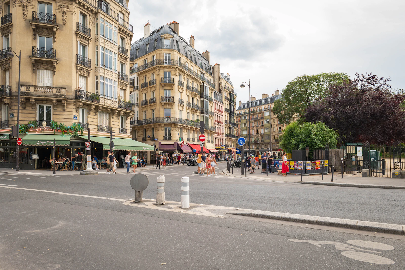 The Point Crêperie Café