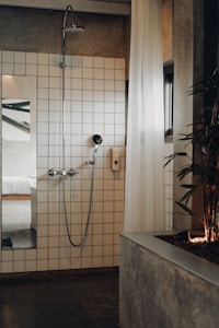 Showerhead