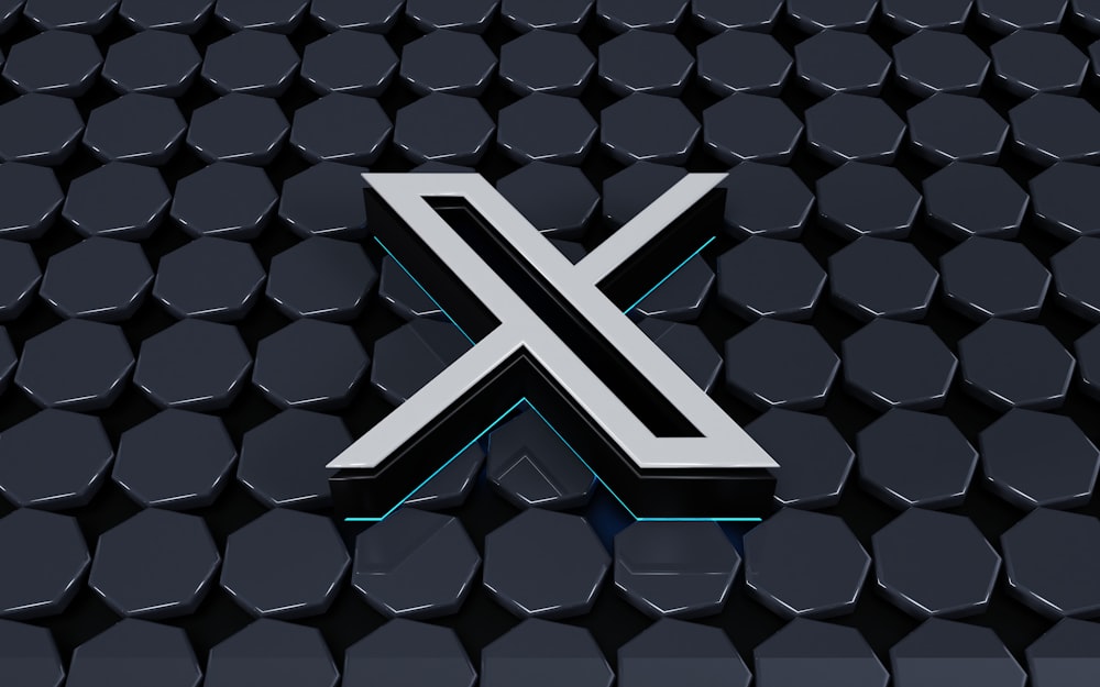 Der Buchstabe X auf schwarzem Hintergrund