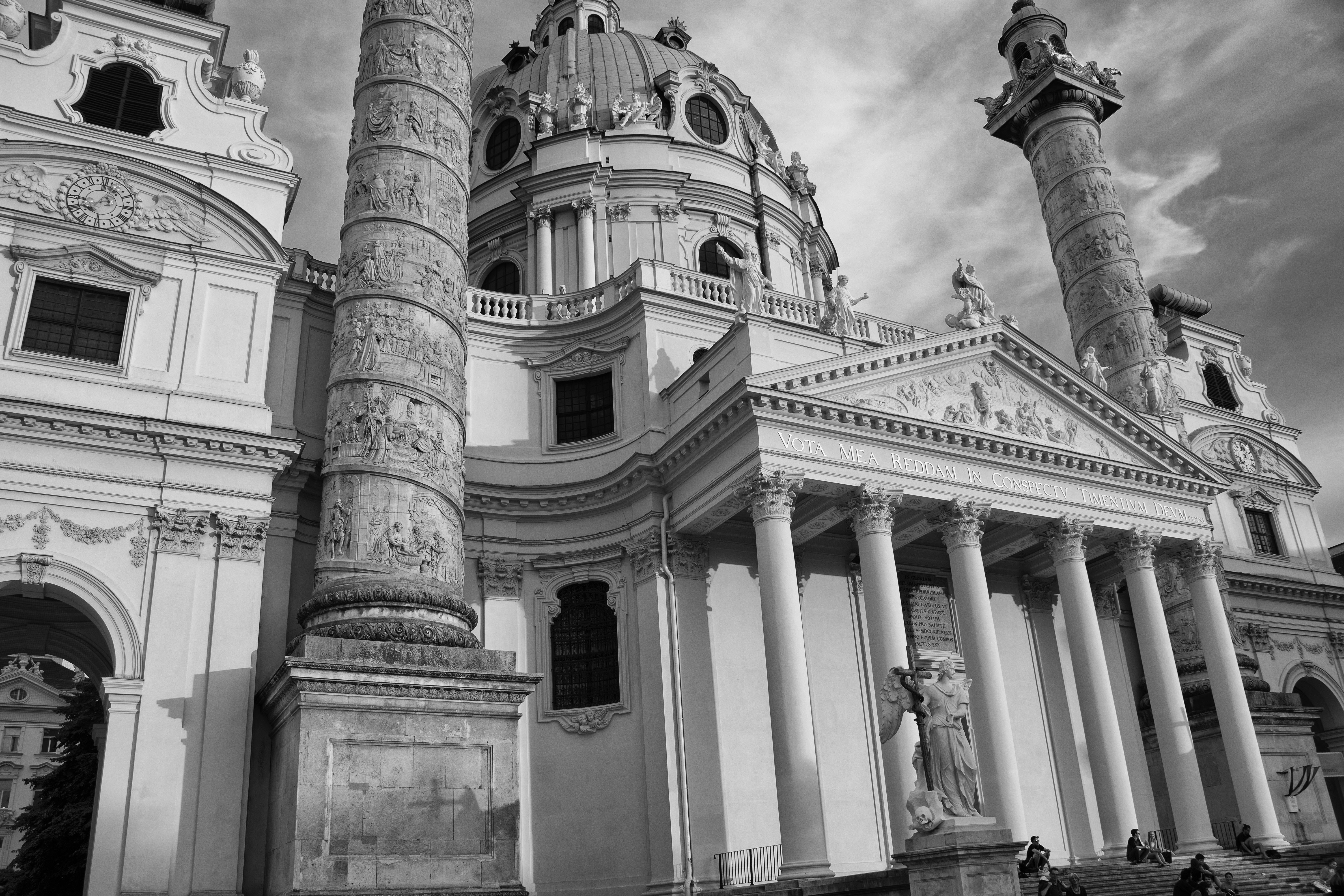 Photo by iversonmodo