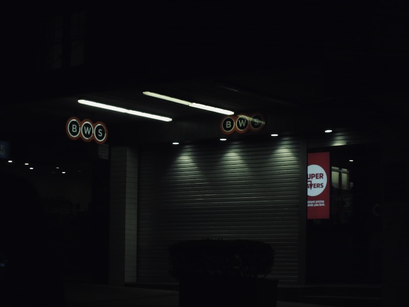 a building with three stop lights above it