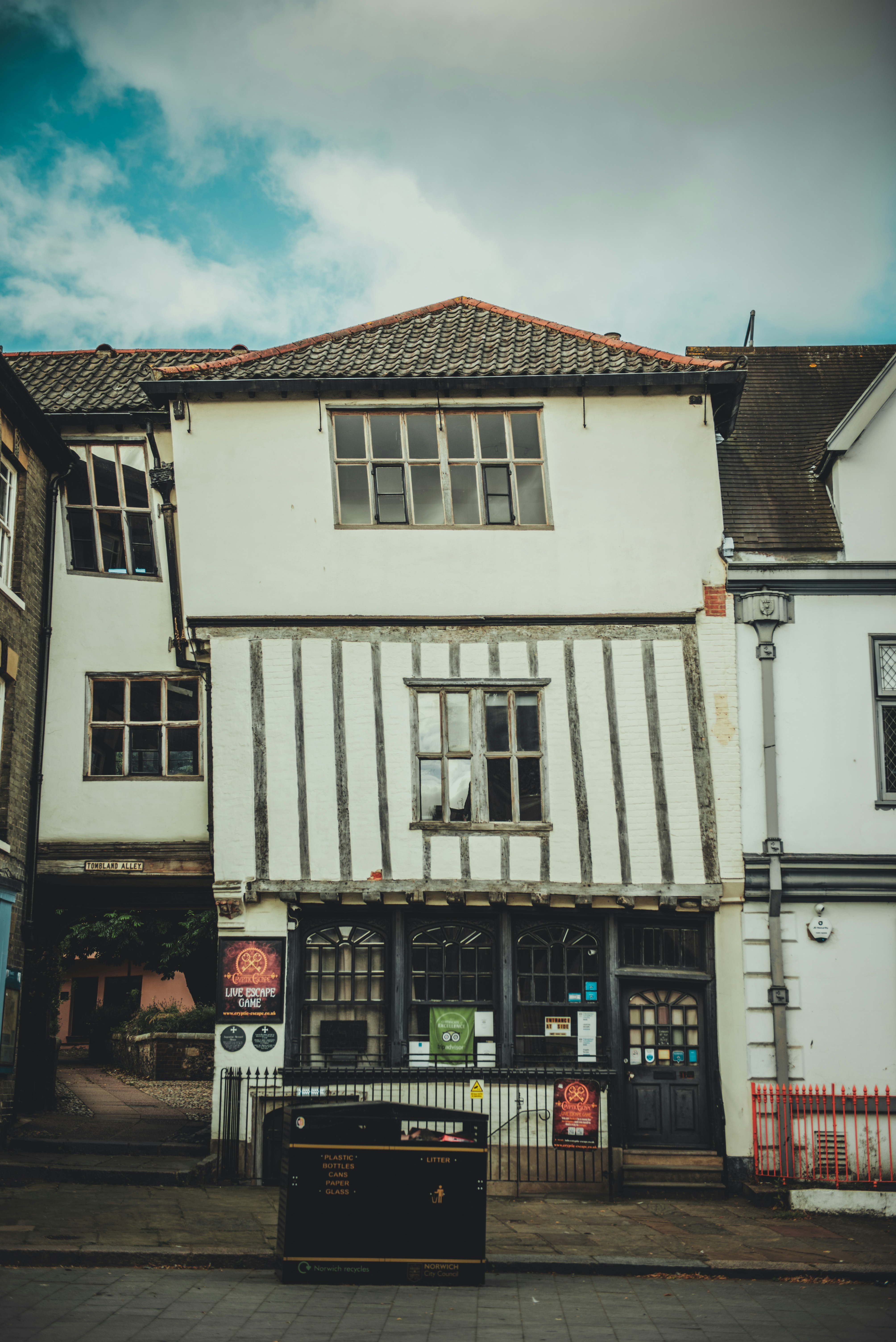 Photo by vaivagallery2022