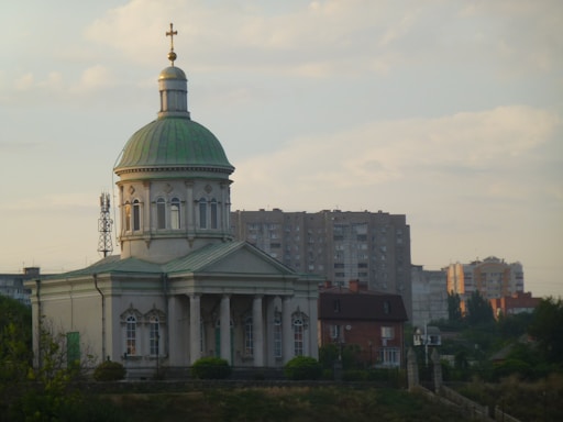 A serene image of the Ukrainian Orthodox Church in Augsburg.