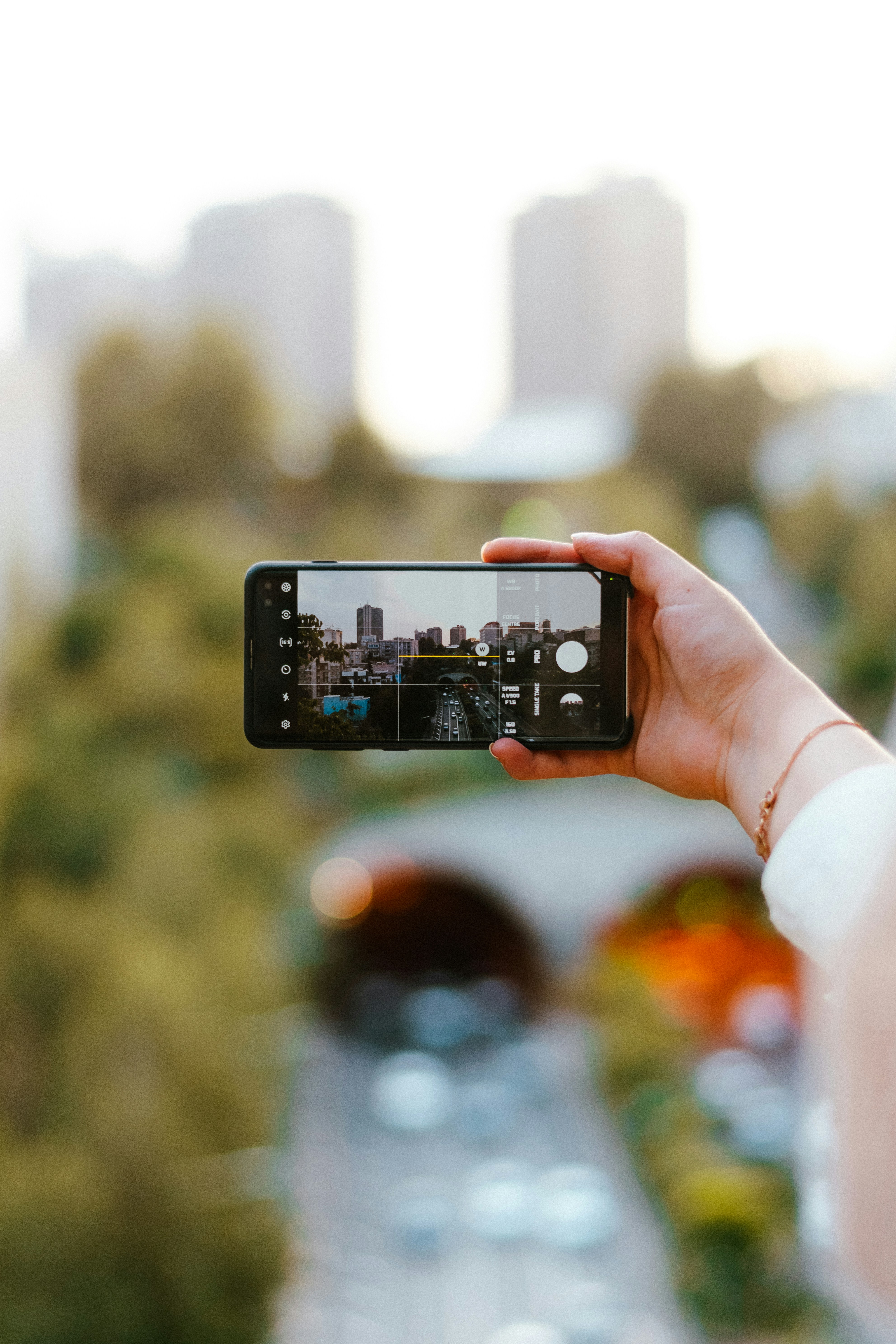 5 Best Budget Smartphones That Compete With Flagship Cameras