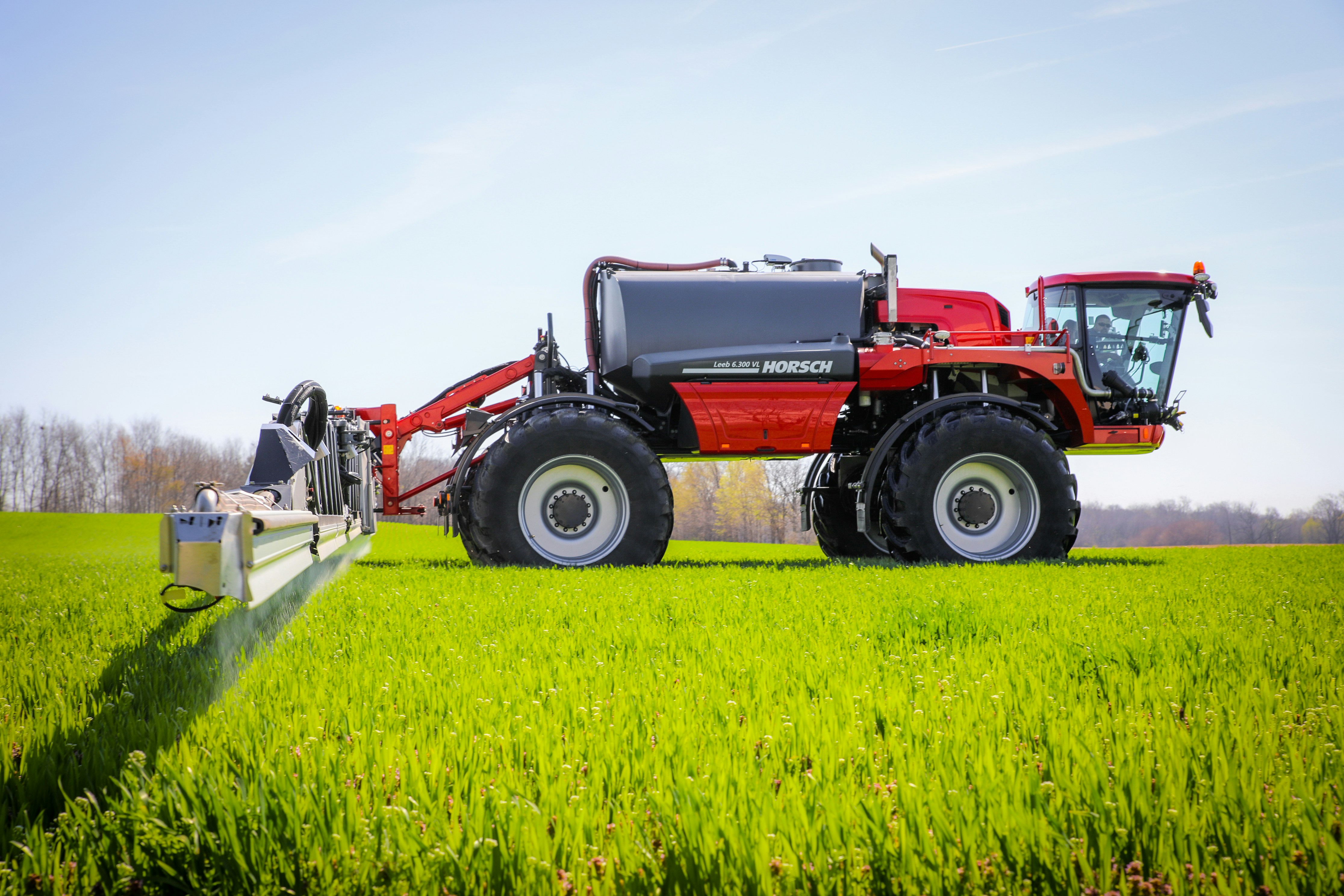 Horsch sprayer out in the organic field