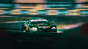 Neon Racer