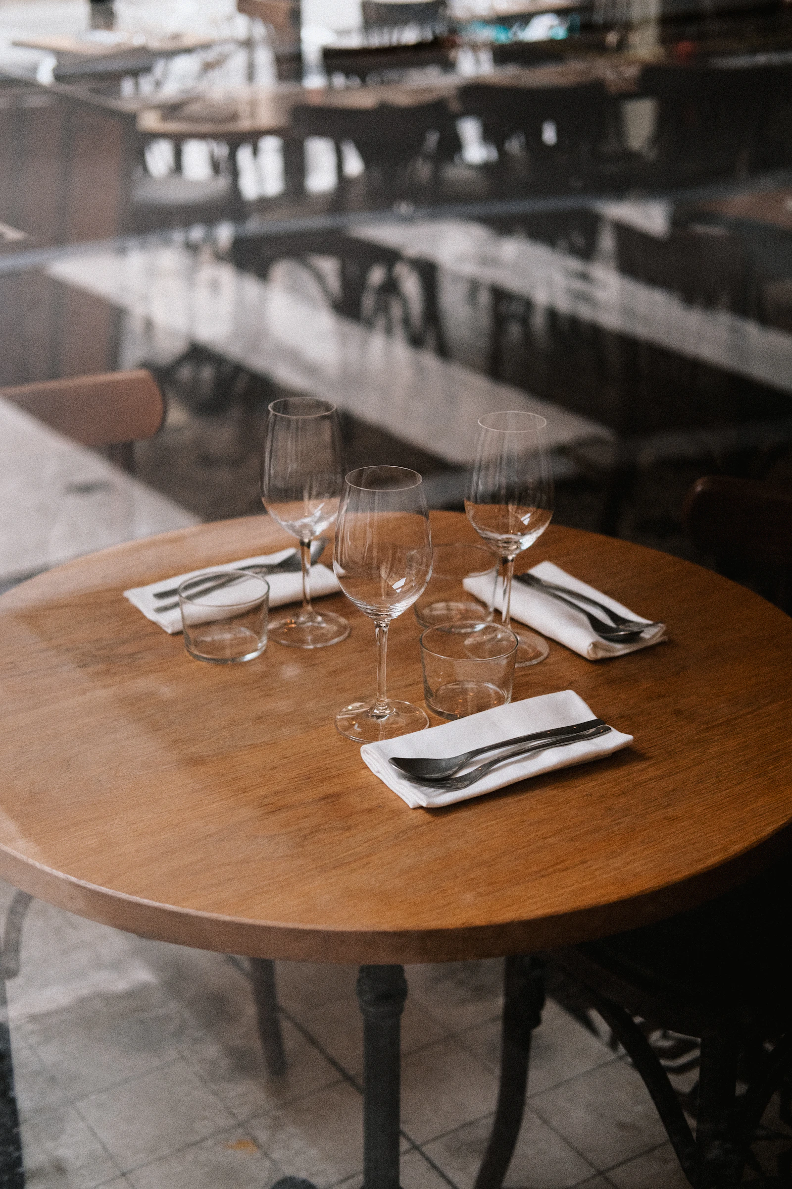Illustrative image for where to eat in paris: plan different kinds of meals.