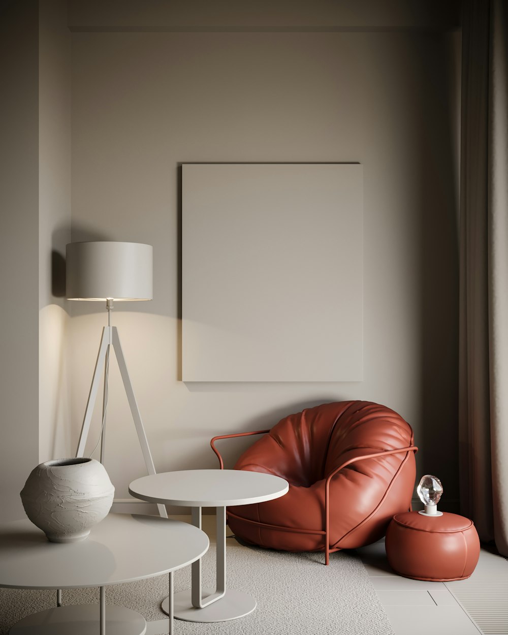 ein Wohnzimmer mit einem roten Stuhl und einem weißen Tisch