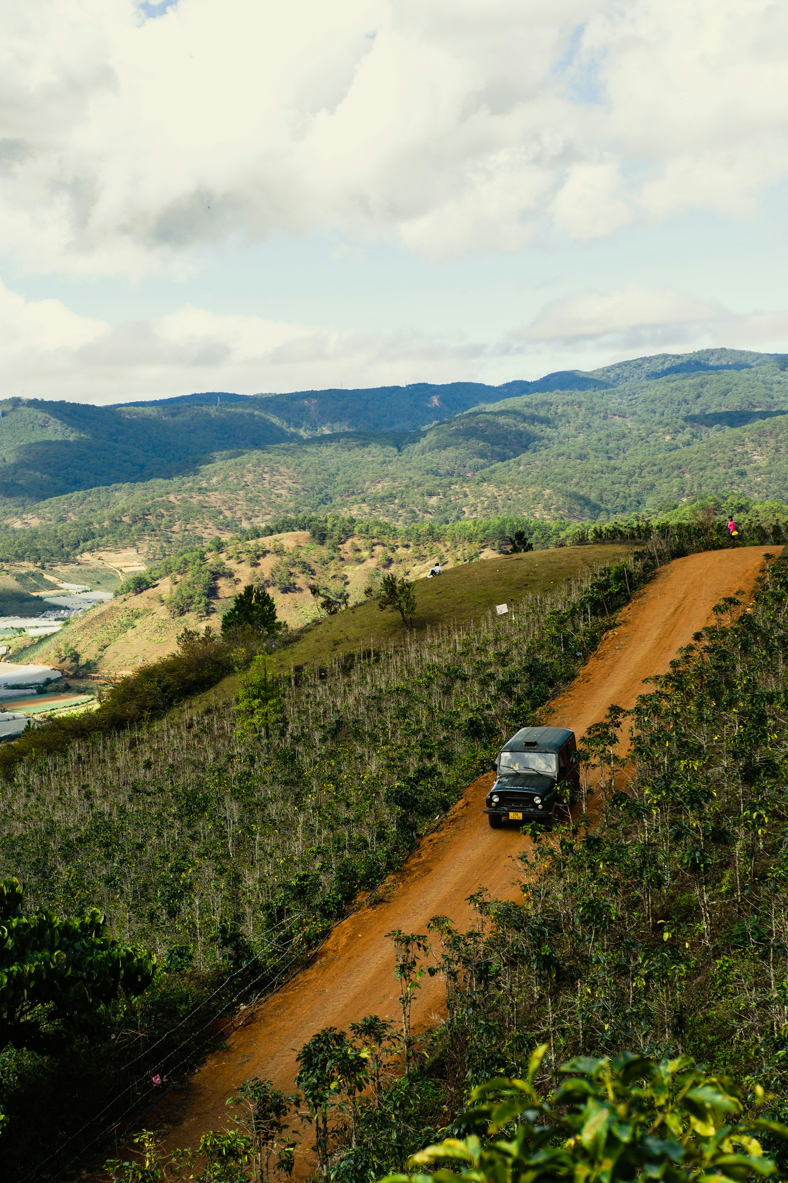 Con đường đất vùng ven Đà Lạt