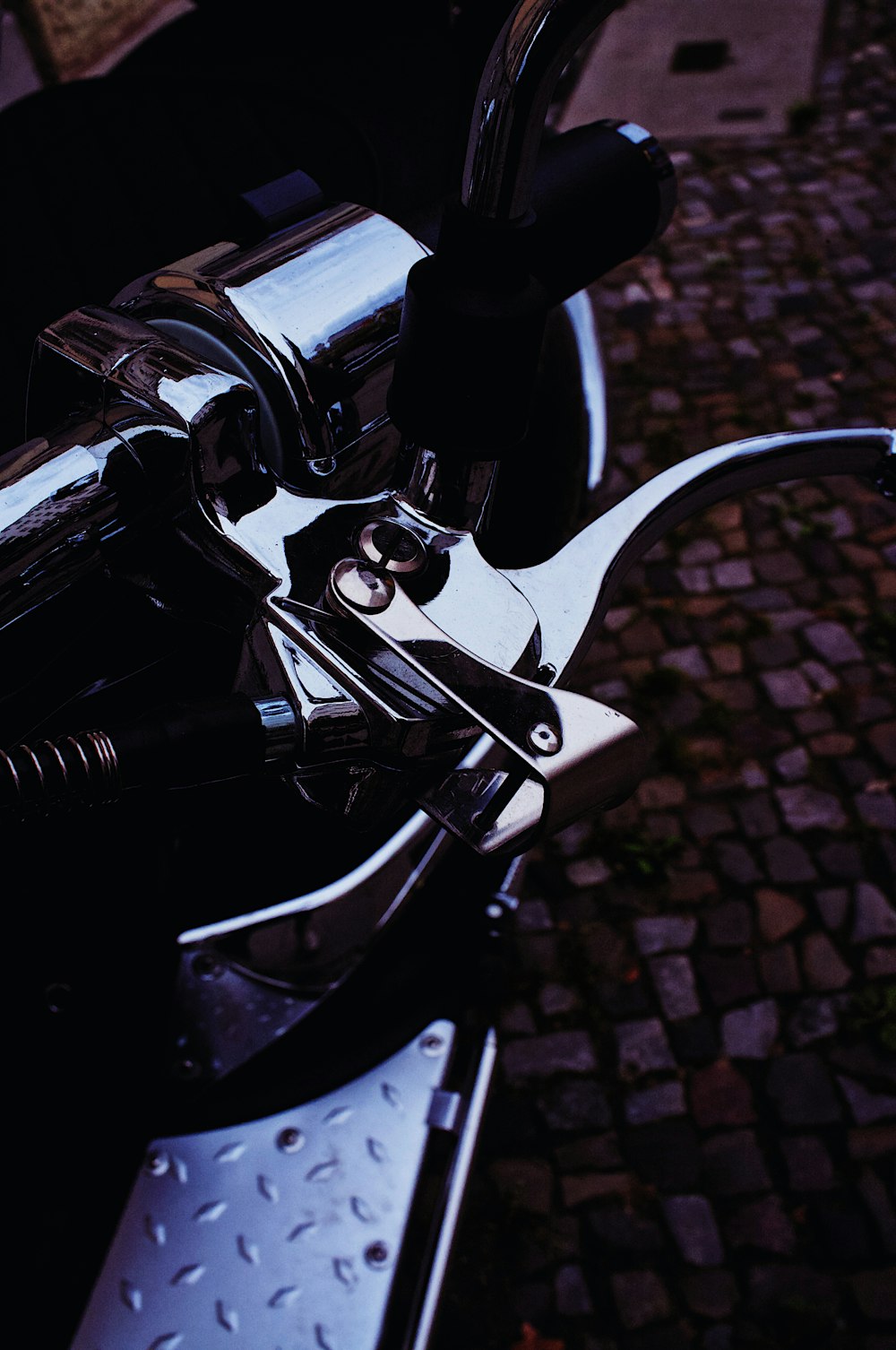 a close up of the handlebars of a motorcycle