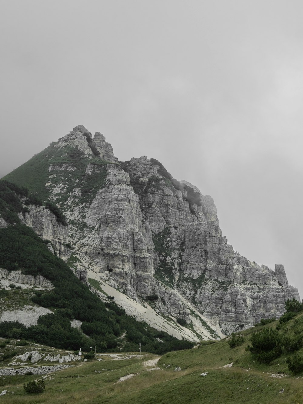 a very tall mountain with some very pretty rocks