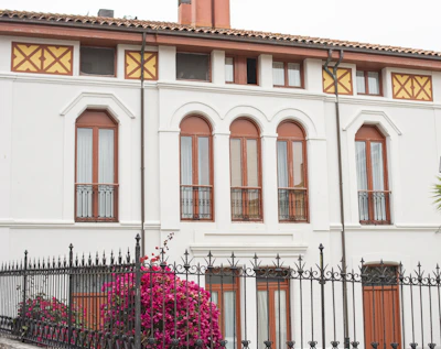 Beautiful auction property exterior in Buenos Aires with classic architecture and inviting entrance