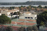 Comfortable lodging options near the tennis courts in Paris.