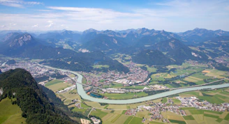 A panoramic view of Coyhaique’s charming town nestled in green valleys