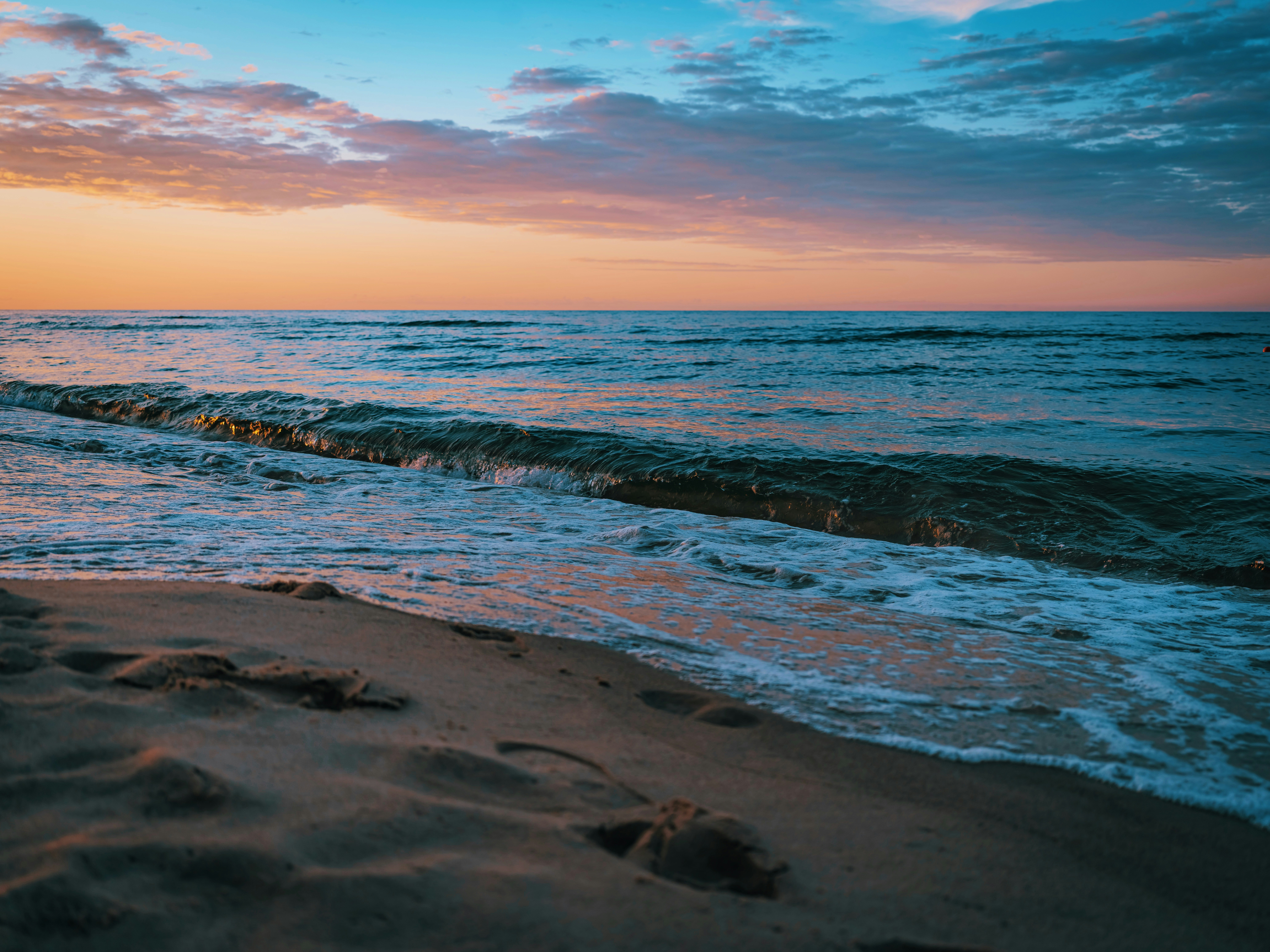 Photo by egorkomarov